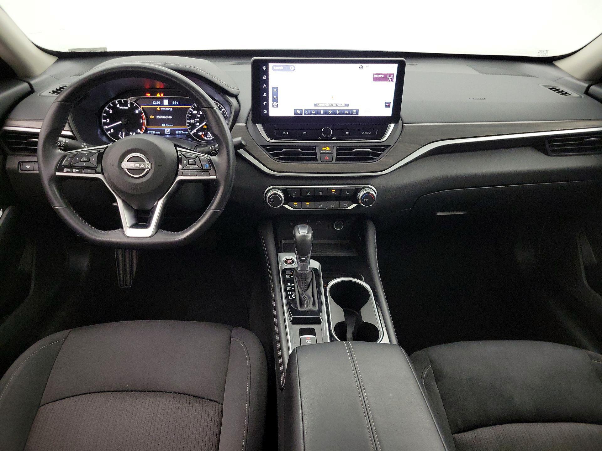 Thumbnail: 2023 Nissan Altima - 9