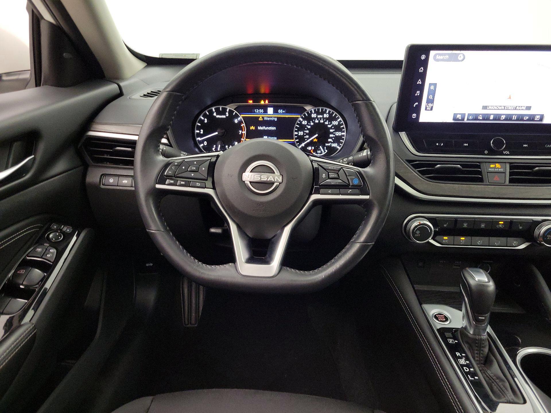 Thumbnail: 2023 Nissan Altima - 10