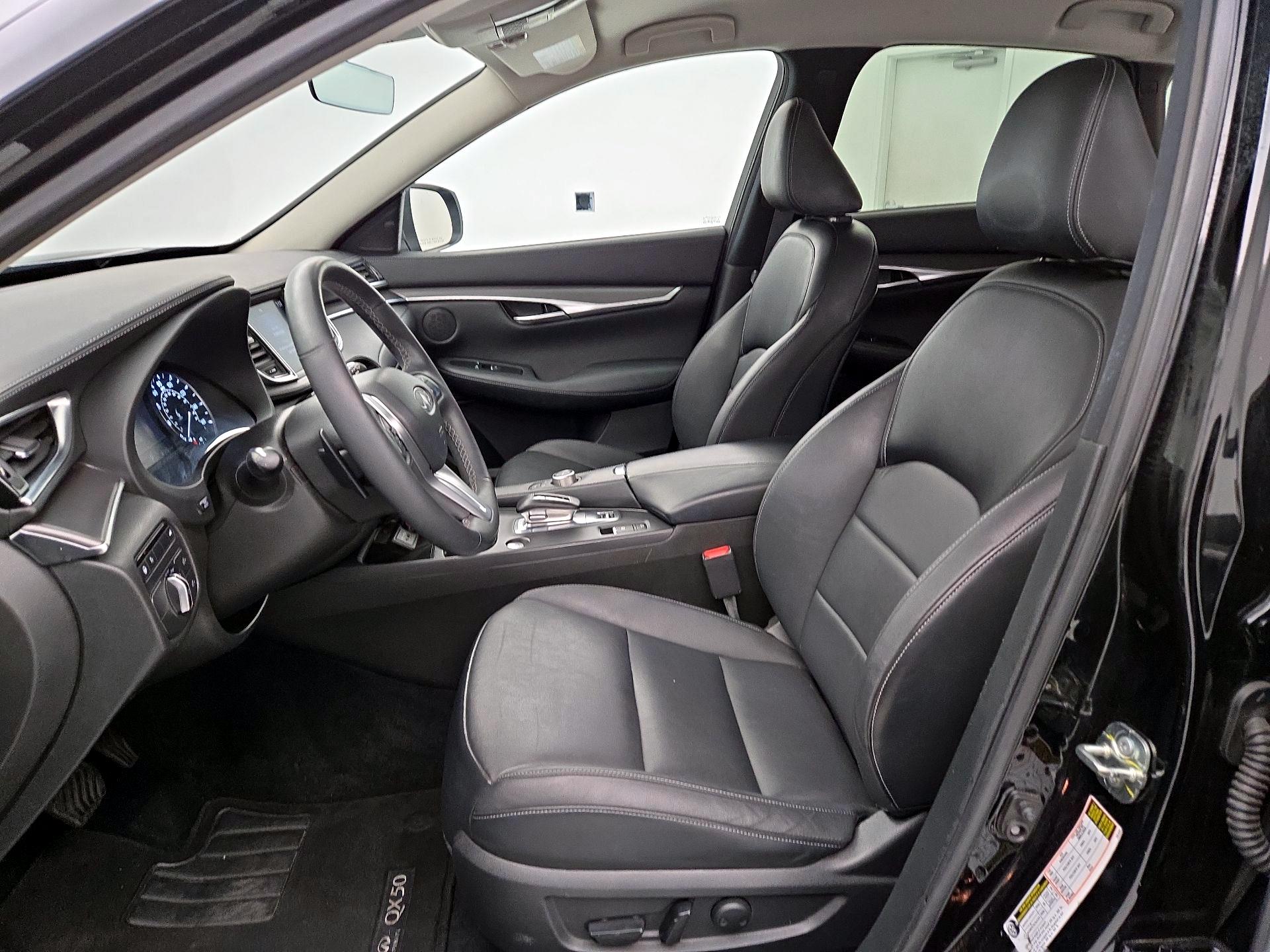 Thumbnail: 2023 INFINITI QX50 - 11