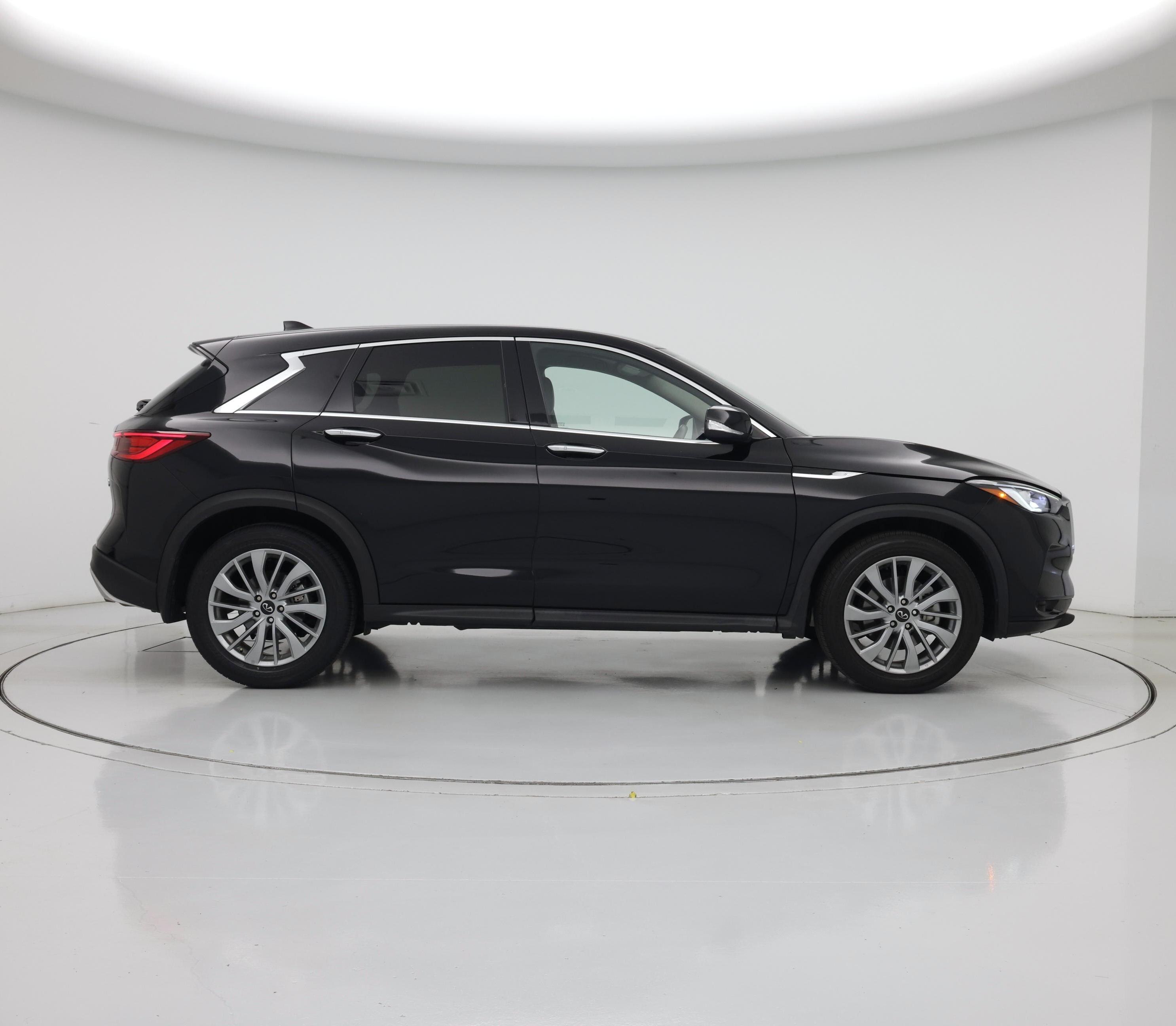 Thumbnail: 2023 INFINITI QX50 - 7
