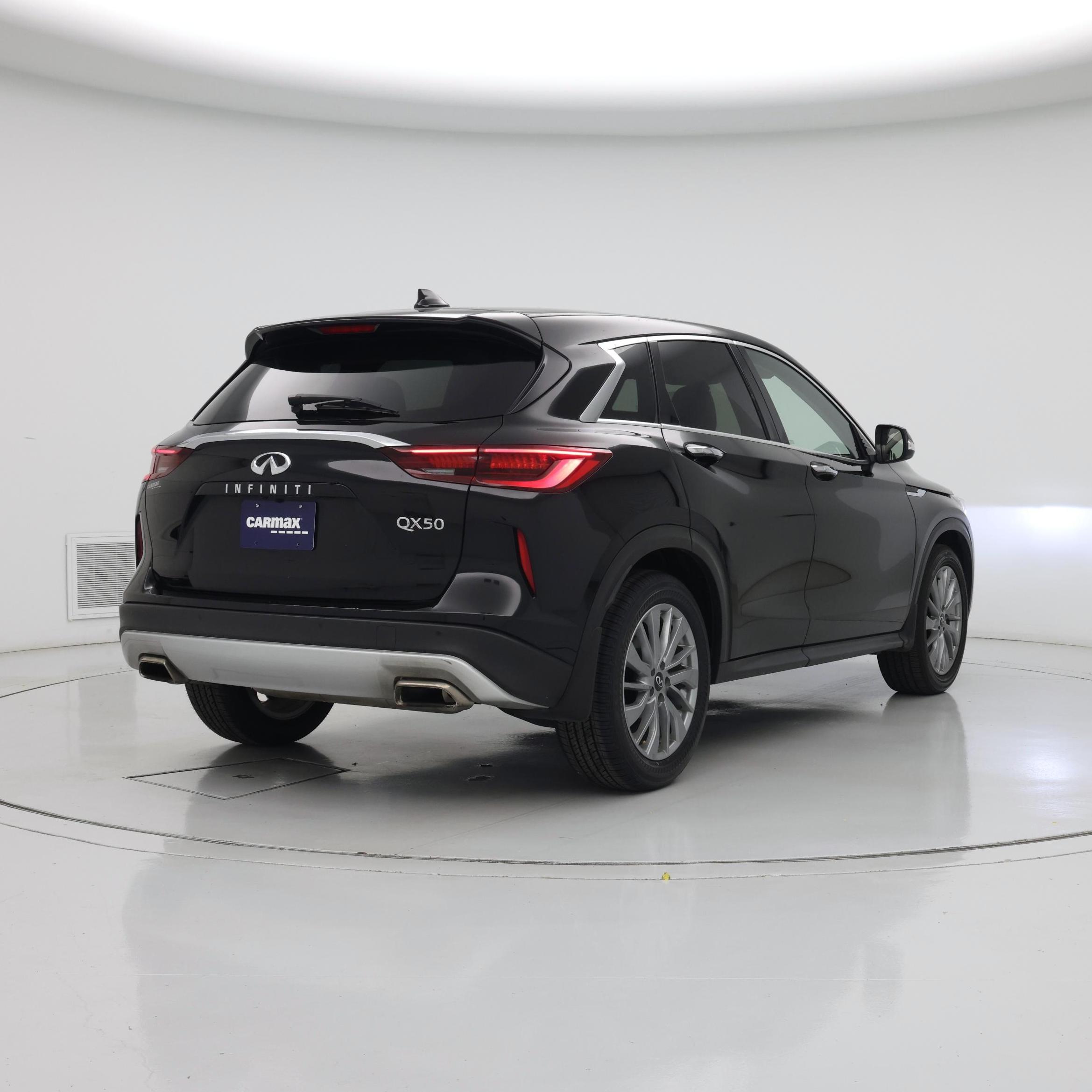 Thumbnail: 2023 INFINITI QX50 - 8