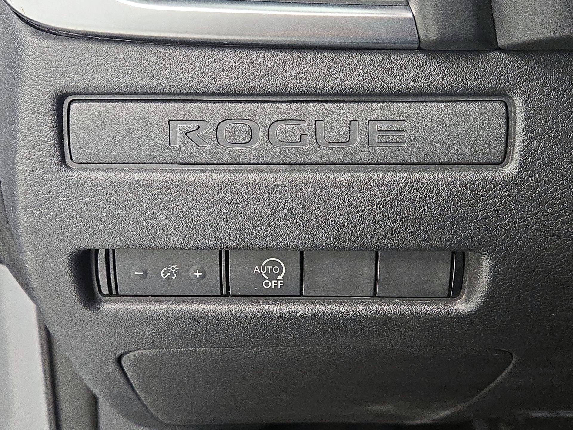 Thumbnail: 2023 Nissan Rogue - 13
