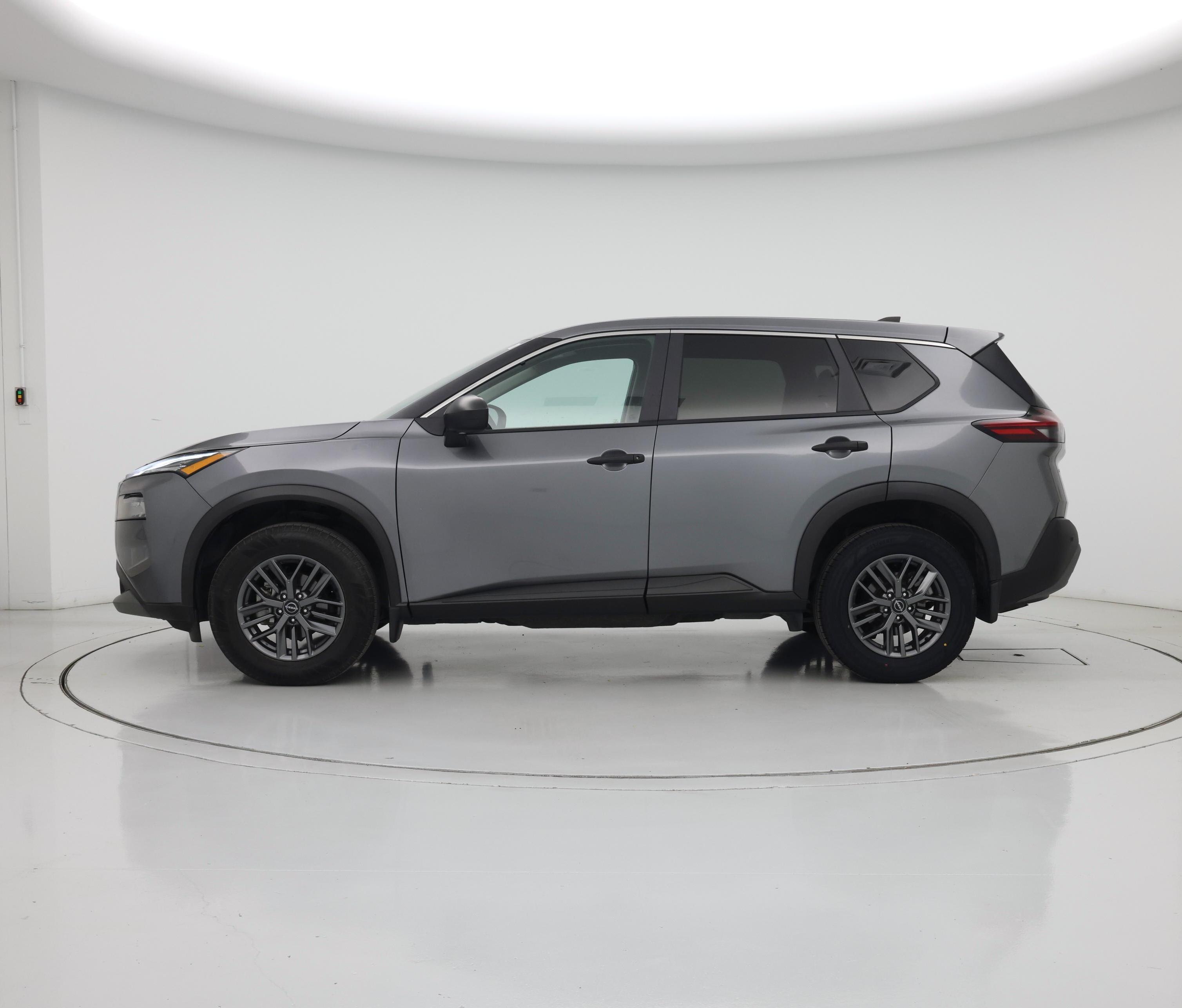 Thumbnail: 2023 Nissan Rogue - 3
