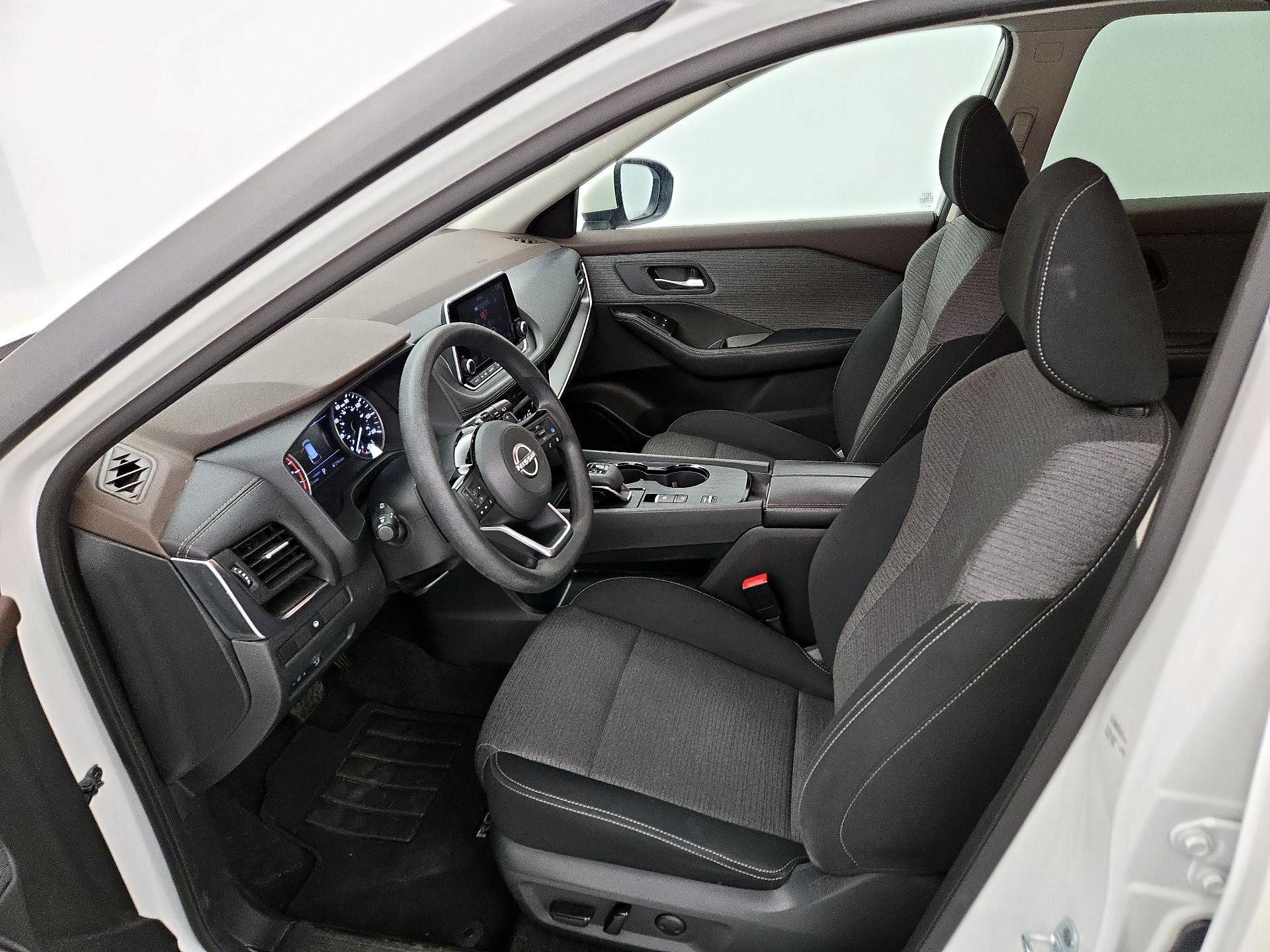 Thumbnail: 2023 Nissan Rogue - 11