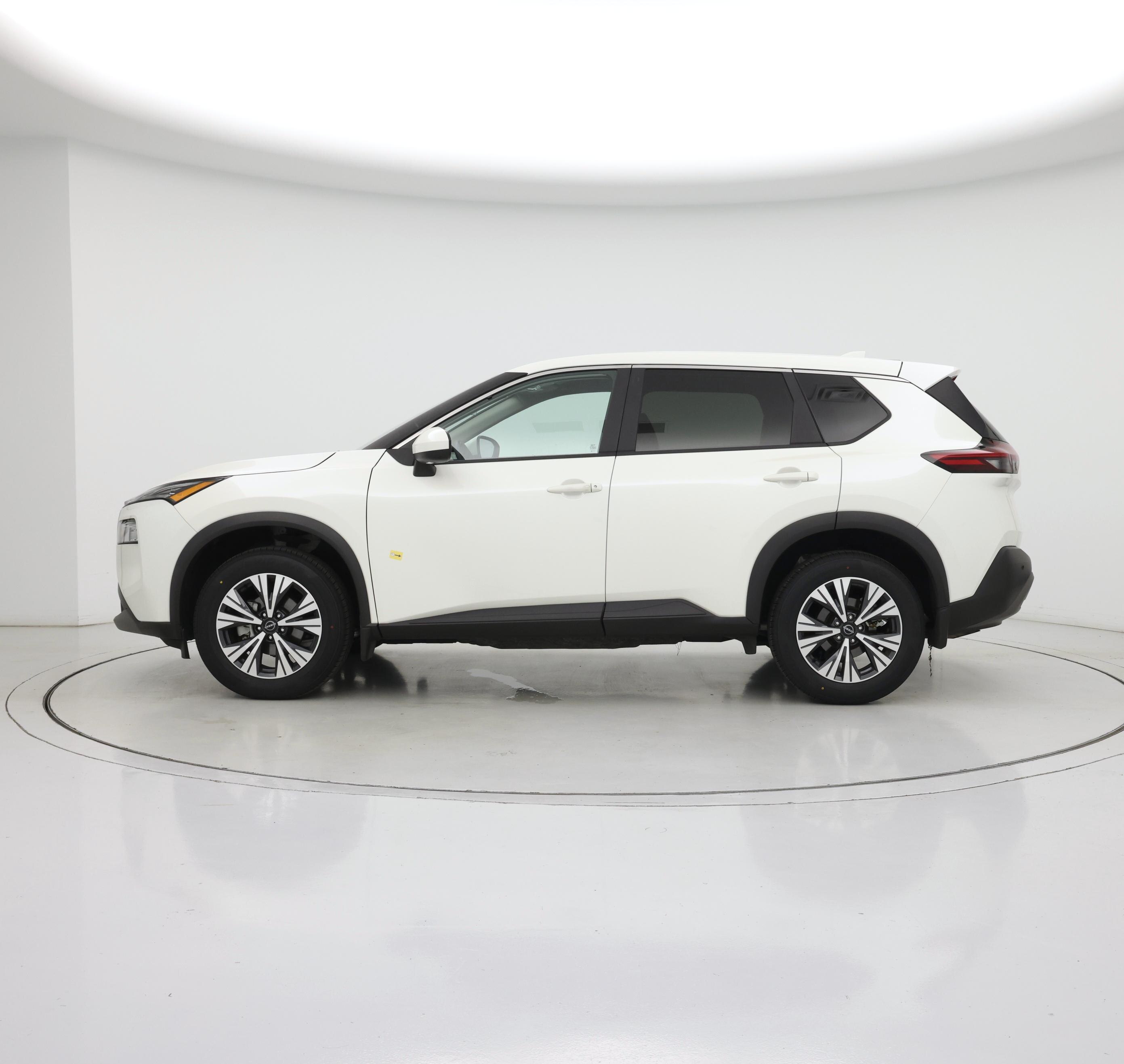 Thumbnail: 2023 Nissan Rogue - 3