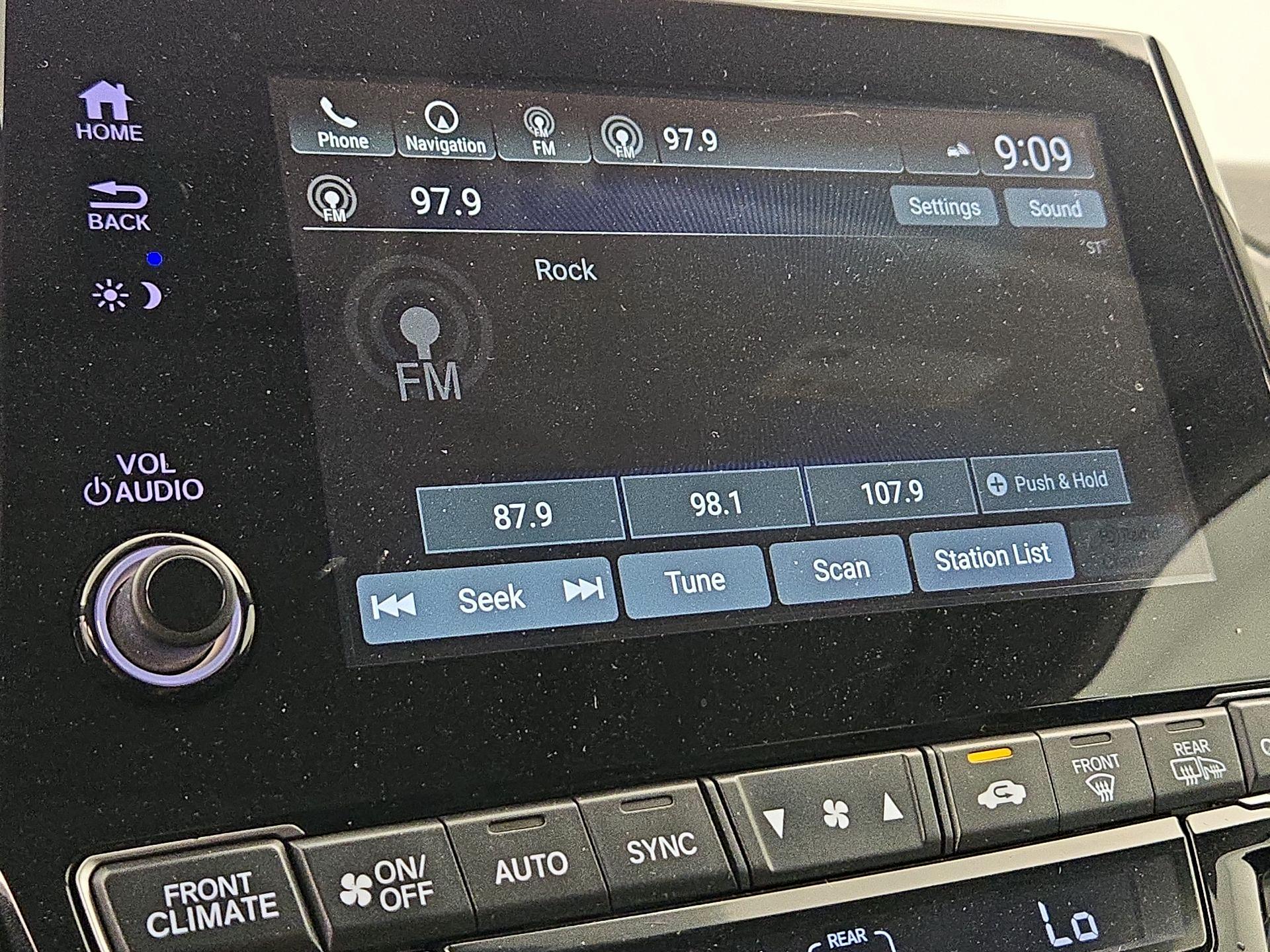 Thumbnail: 2024 Honda Odyssey - 16