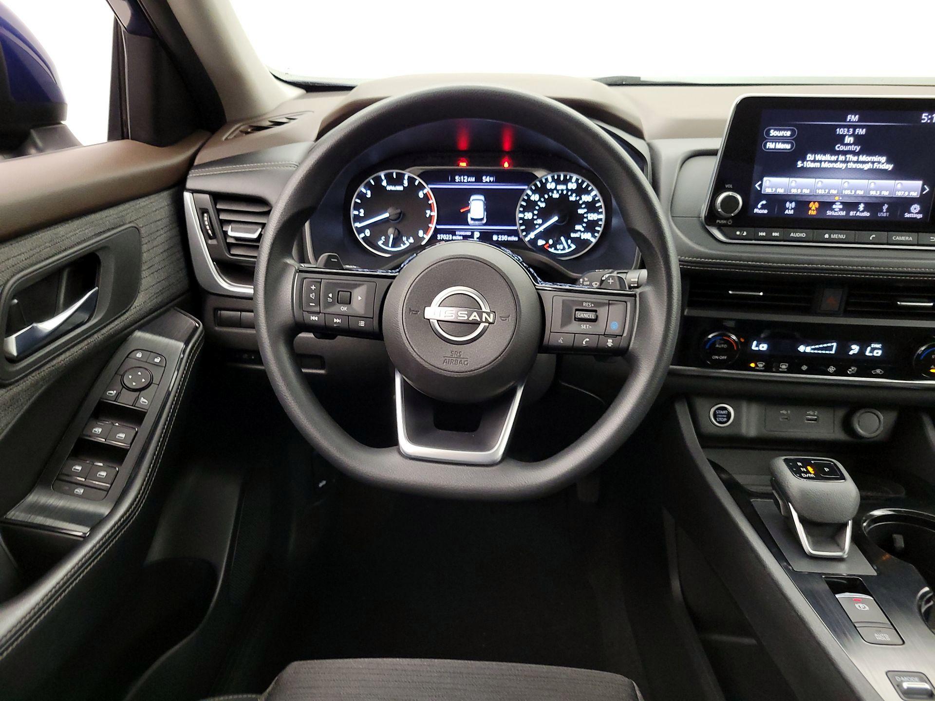 Thumbnail: 2023 Nissan Rogue - 10