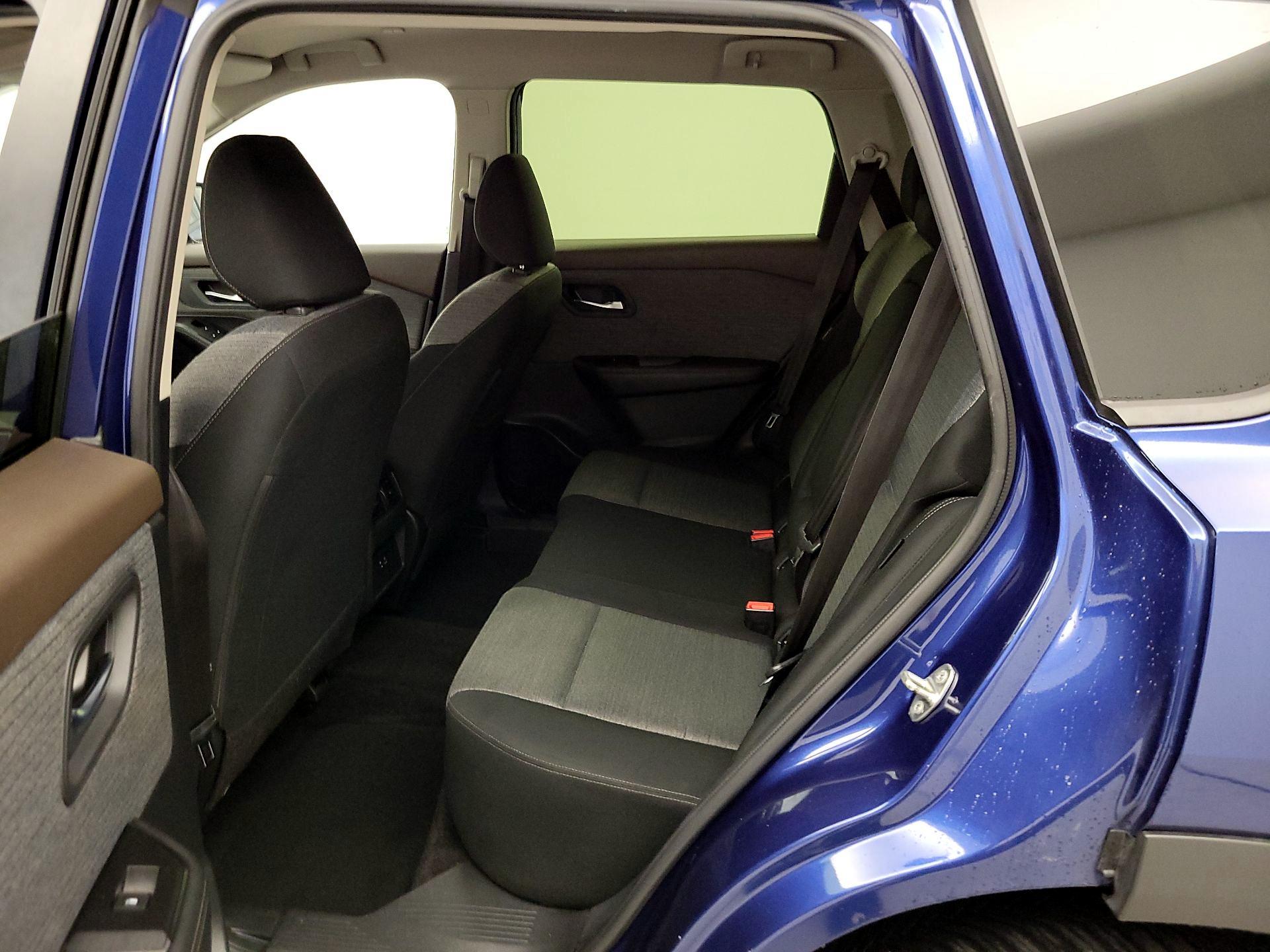 Thumbnail: 2023 Nissan Rogue - 19