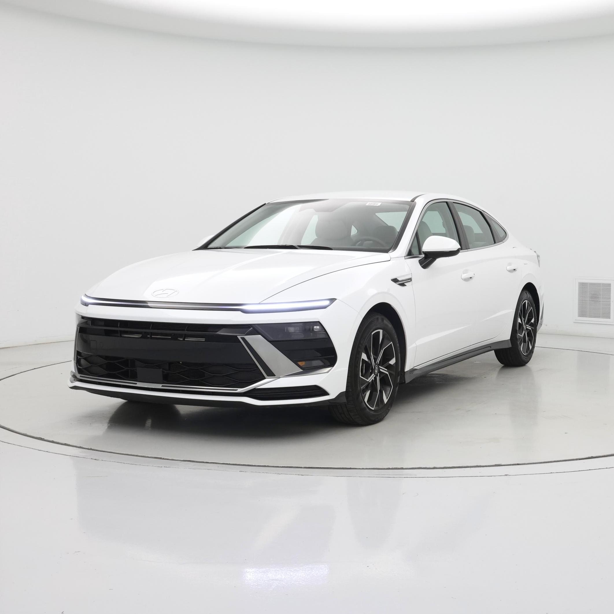 Thumbnail: 2025 Hyundai Sonata - 4