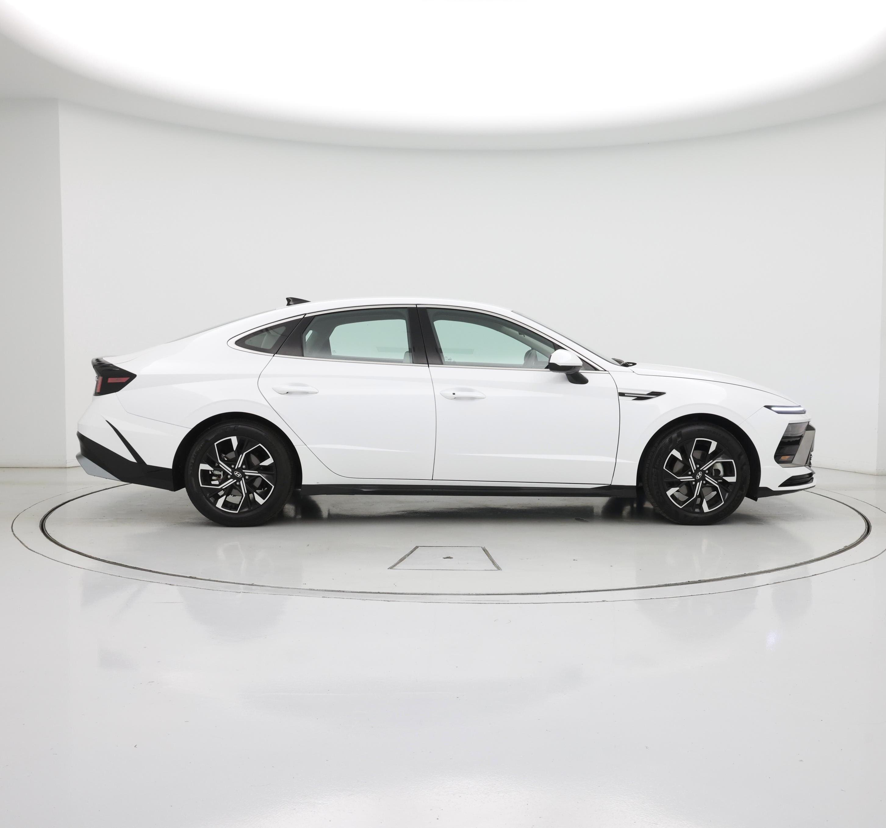 Thumbnail: 2025 Hyundai Sonata - 7