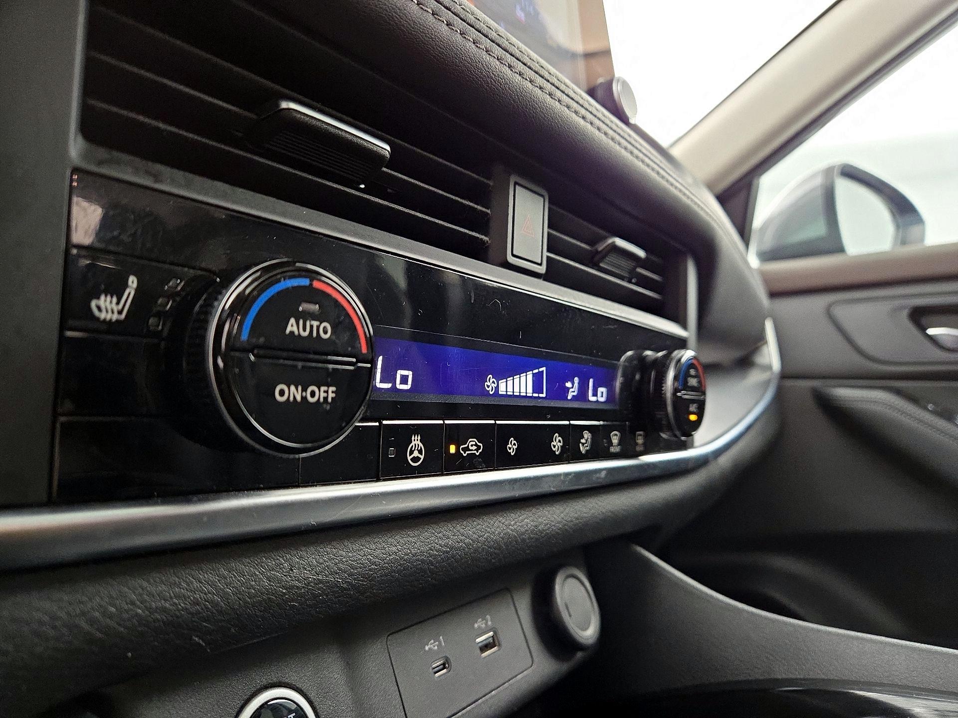 Thumbnail: 2023 Nissan Rogue - 16