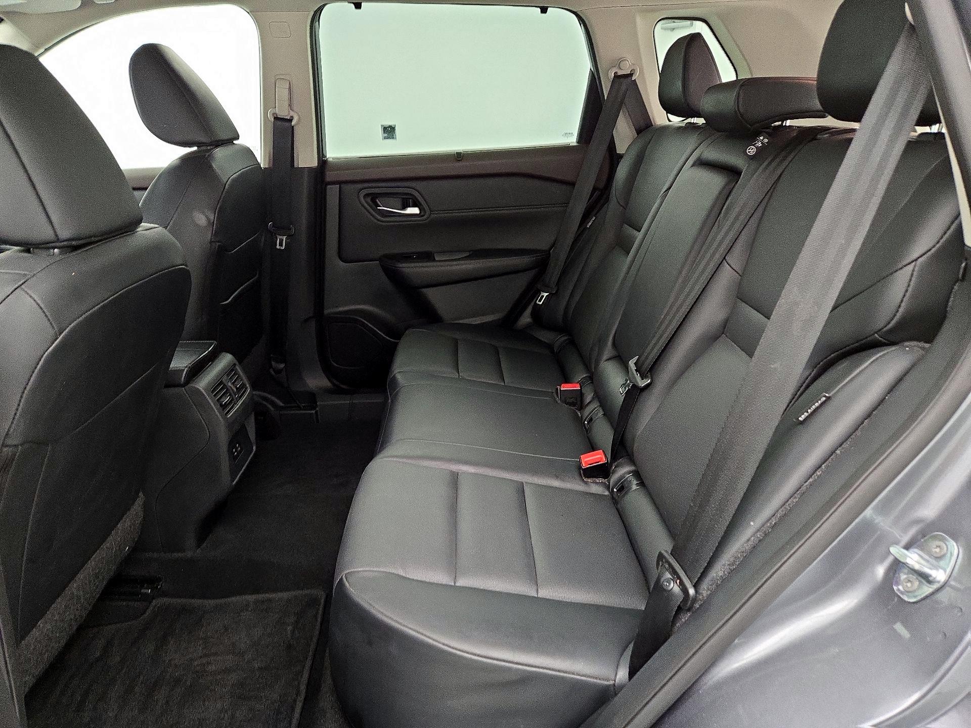 Thumbnail: 2023 Nissan Rogue - 20