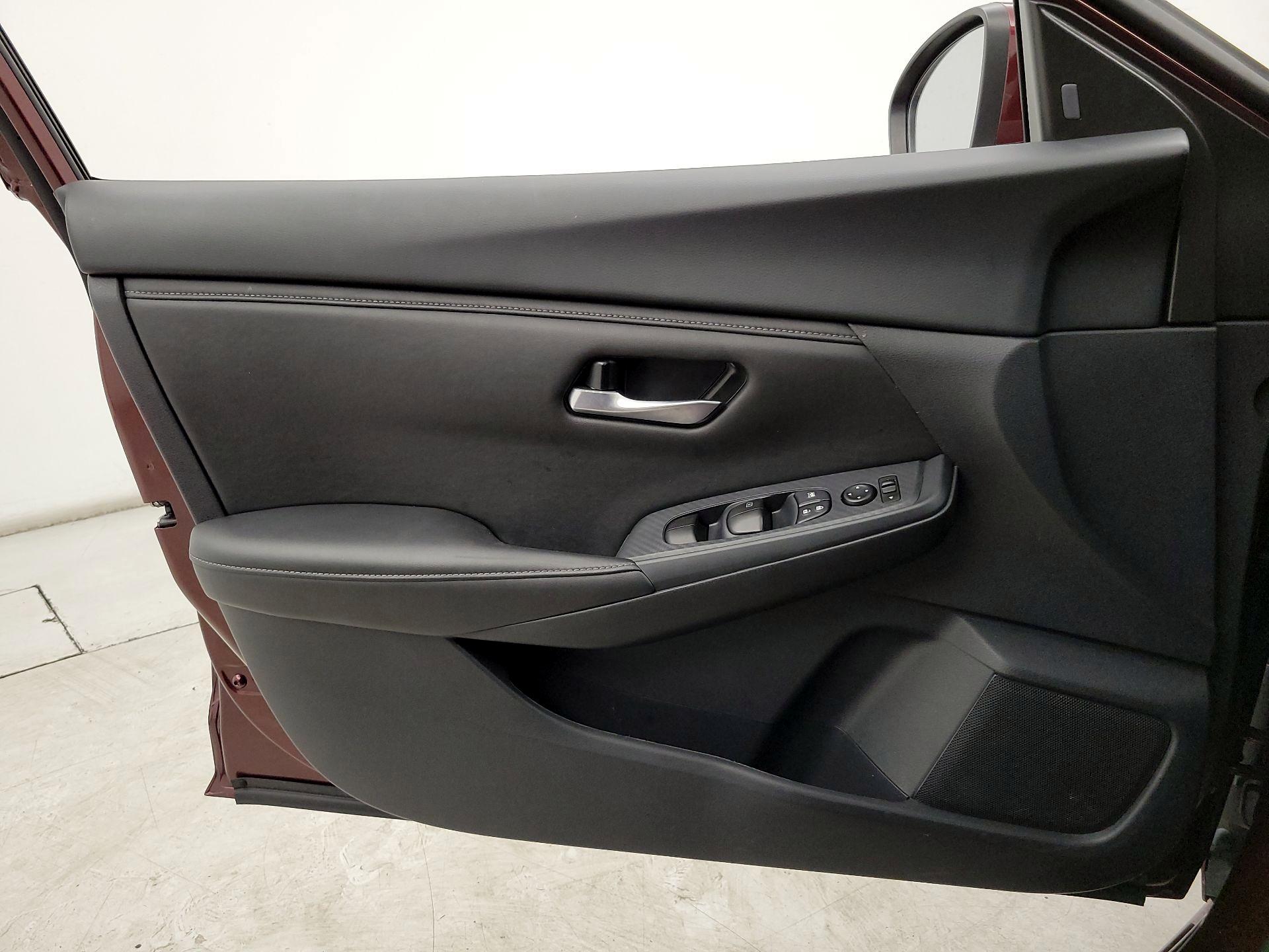 Thumbnail: 2025 Nissan Sentra - 12