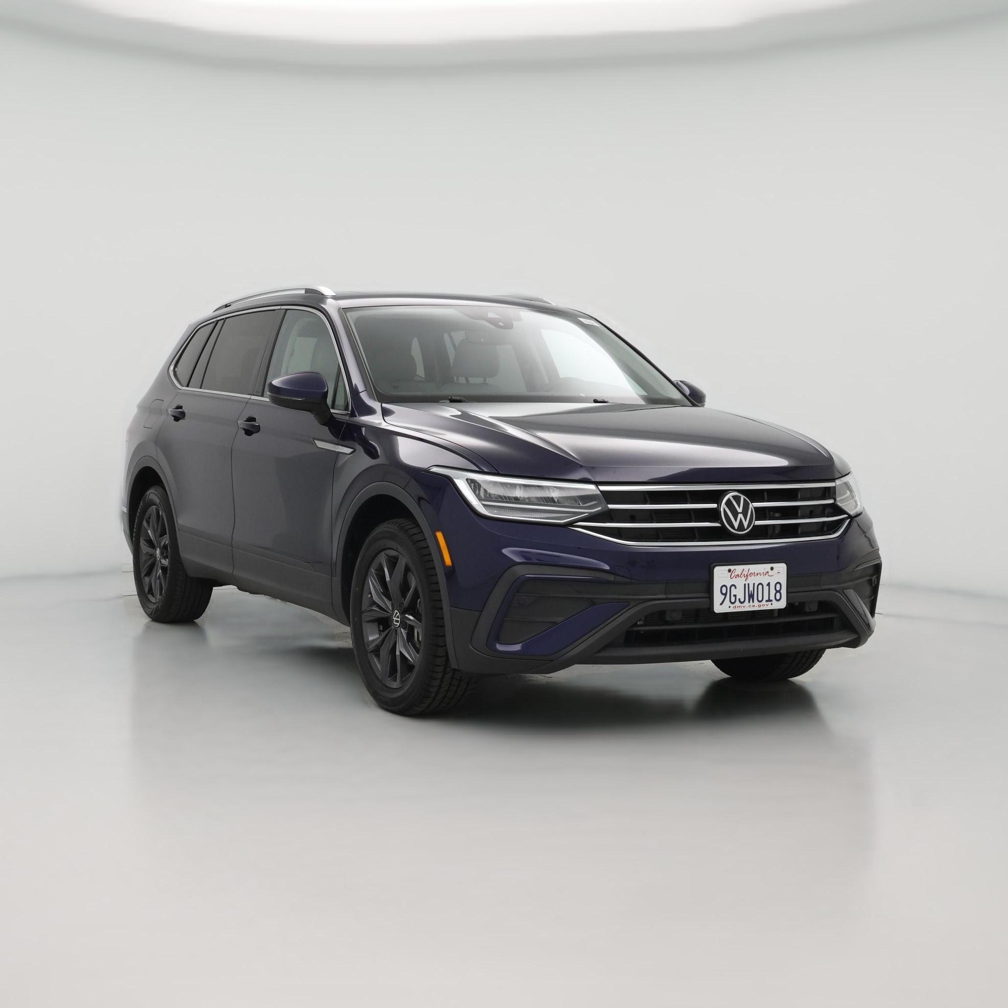 Thumbnail: 2023 Volkswagen Tiguan - 1