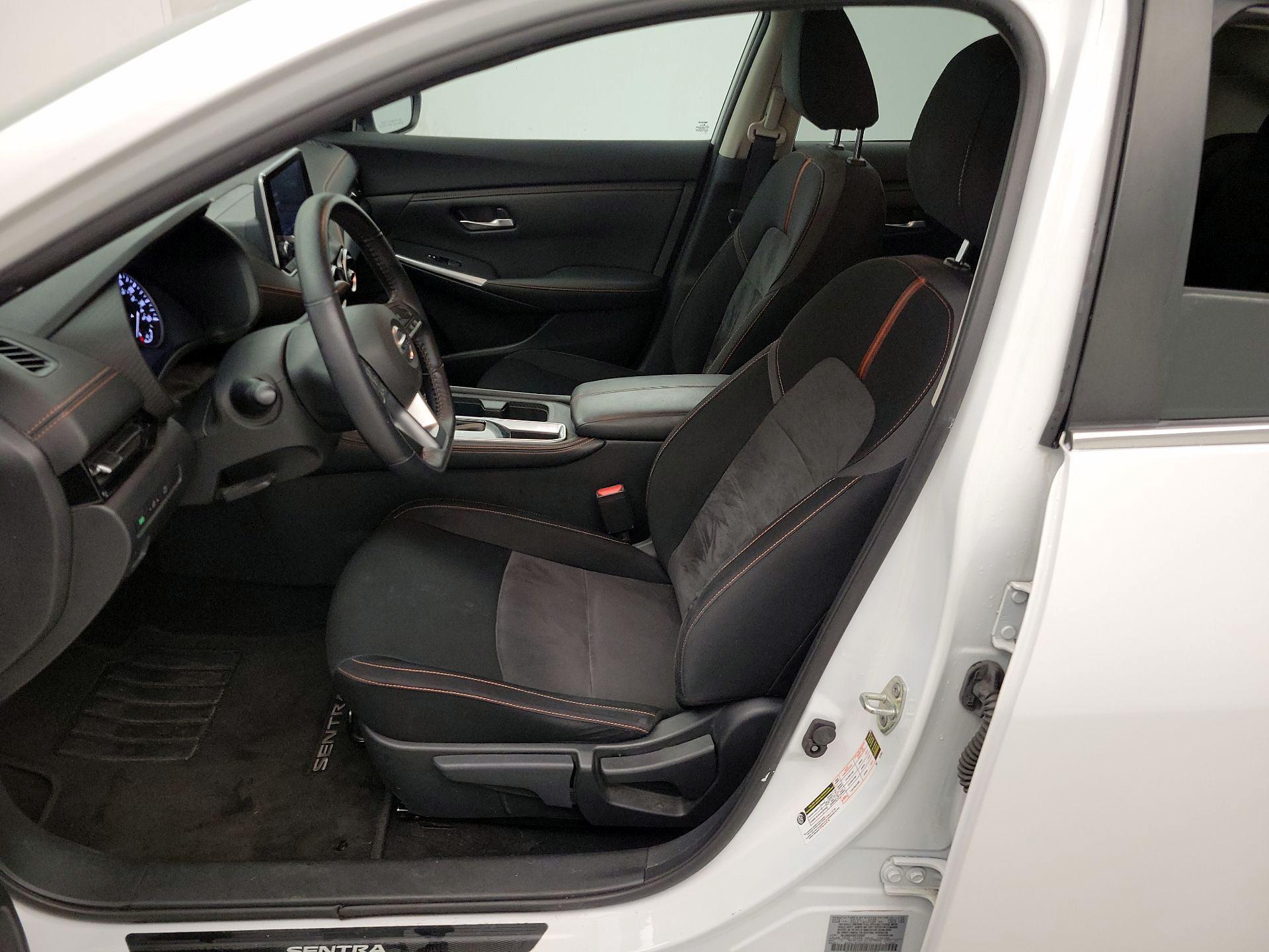 Thumbnail: 2021 Nissan Sentra - 11