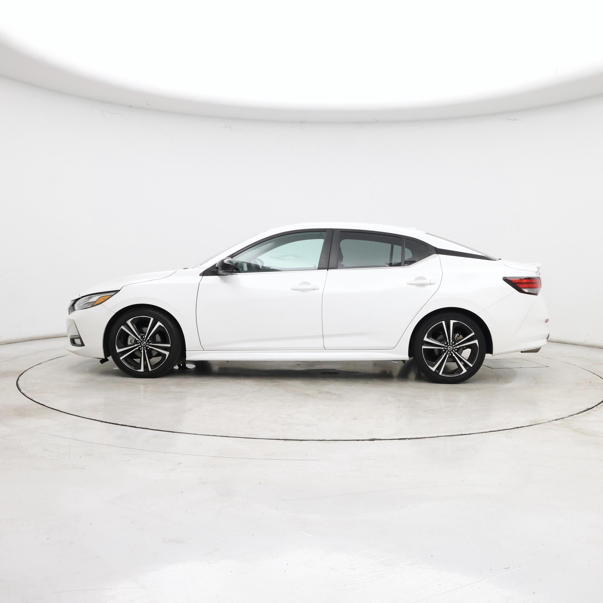 Thumbnail: 2021 Nissan Sentra - 3