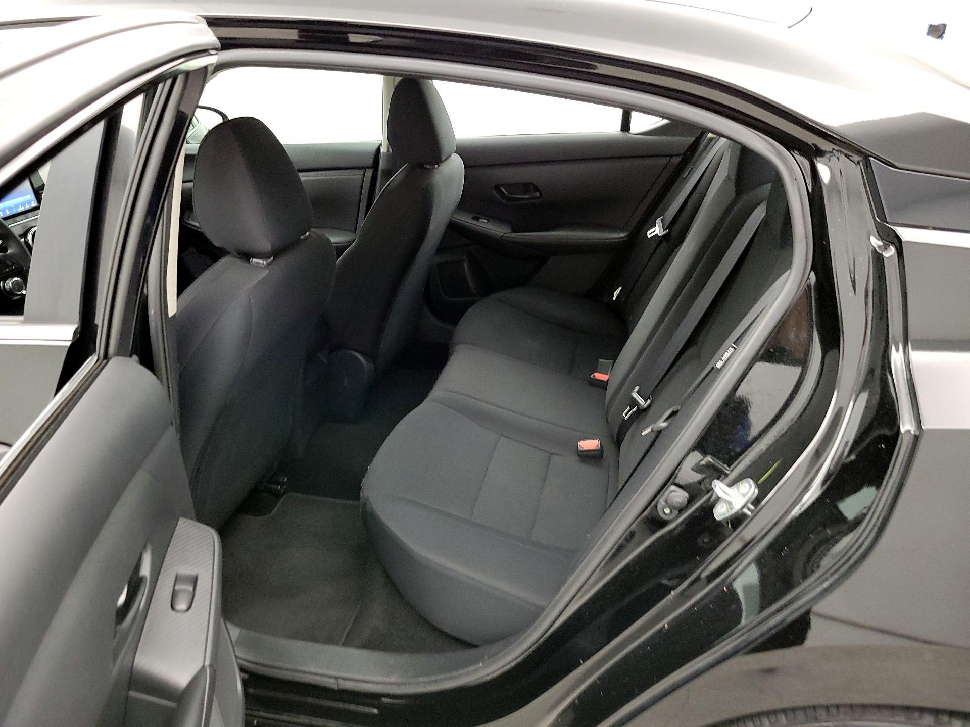 Thumbnail: 2024 Nissan Sentra - 19