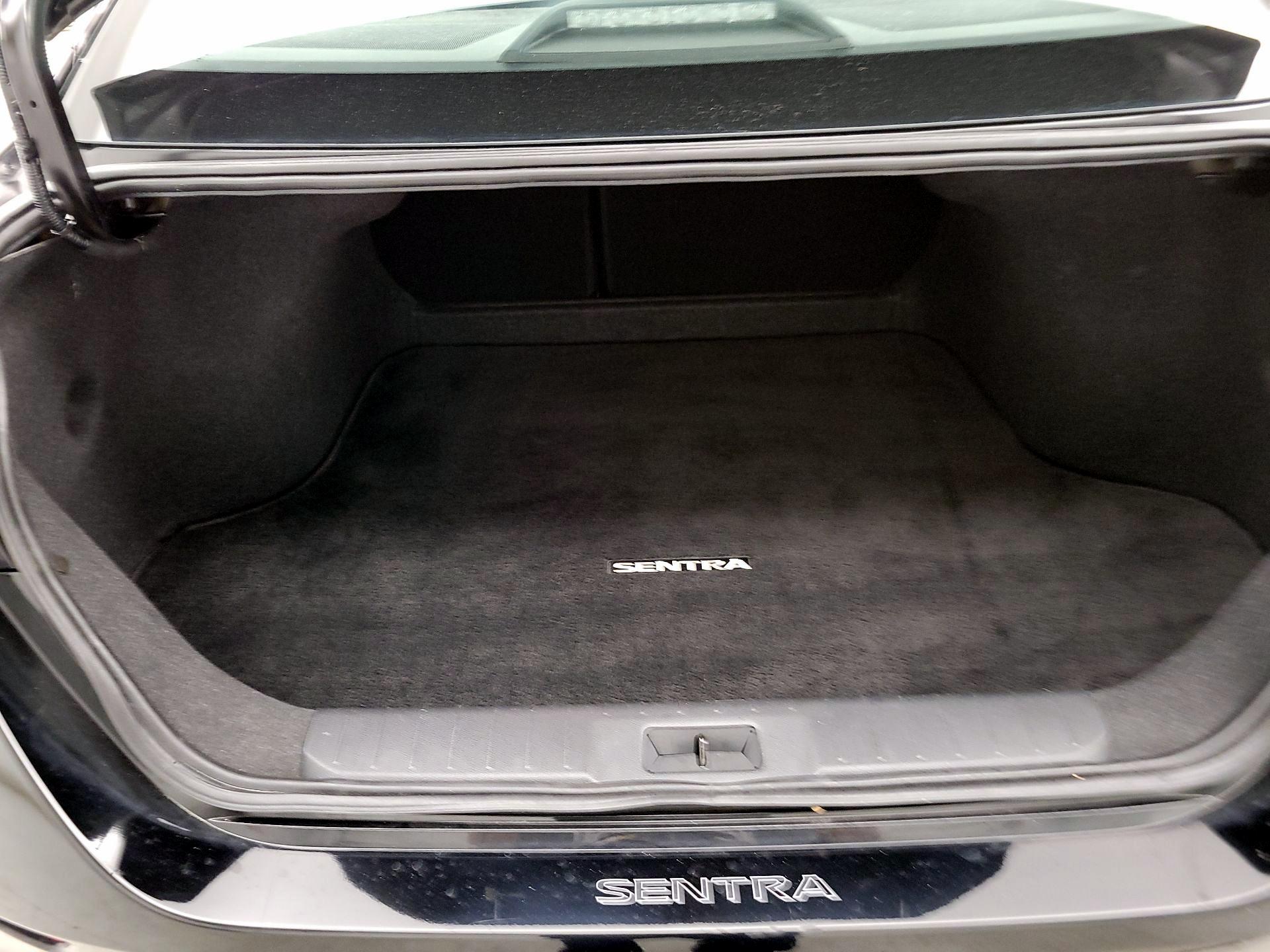 Thumbnail: 2024 Nissan Sentra - 20