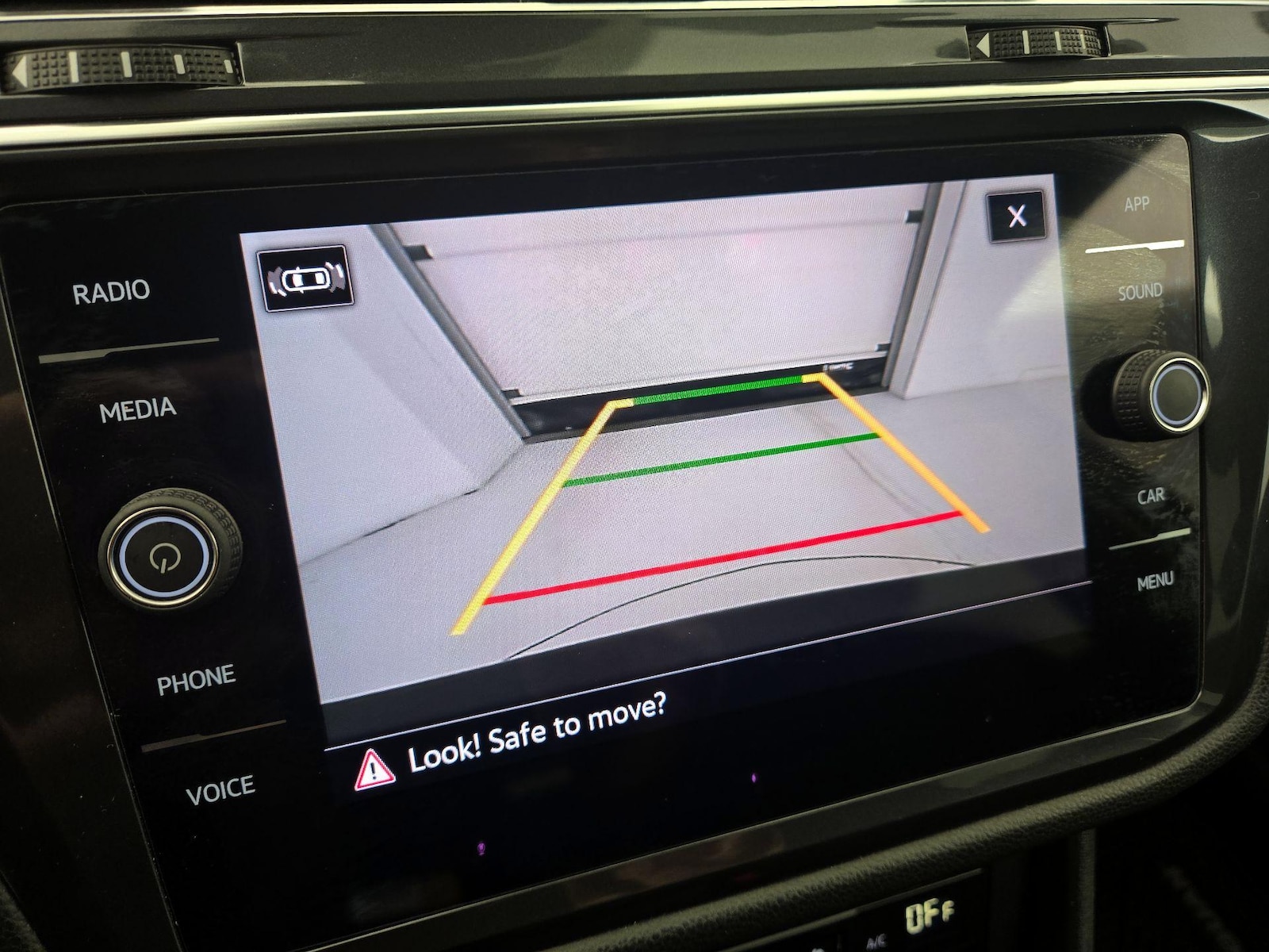 2024 Volkswagen Tiguan Wolfsburg Edition - Photo 15