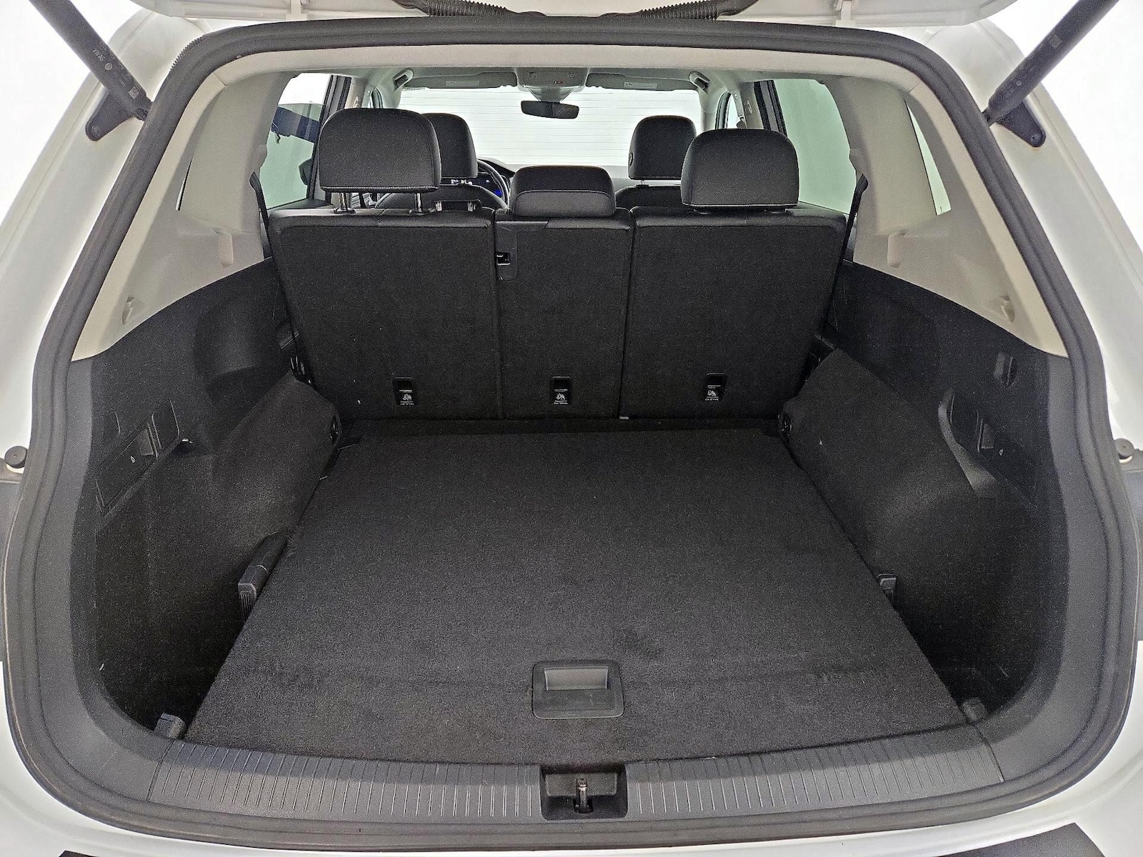 2024 Volkswagen Tiguan Wolfsburg Edition - Photo 22