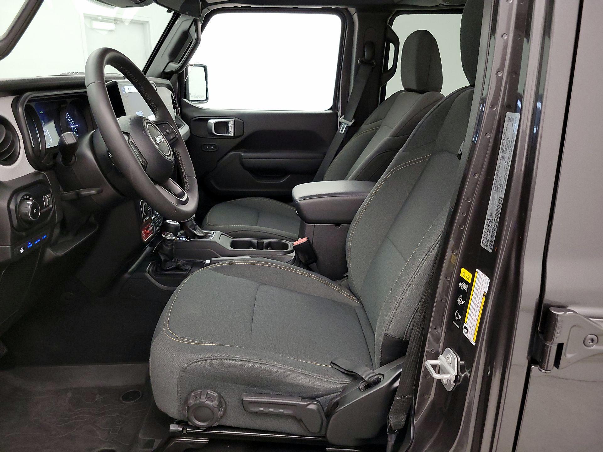 Thumbnail: 2025 Jeep Wrangler - 11