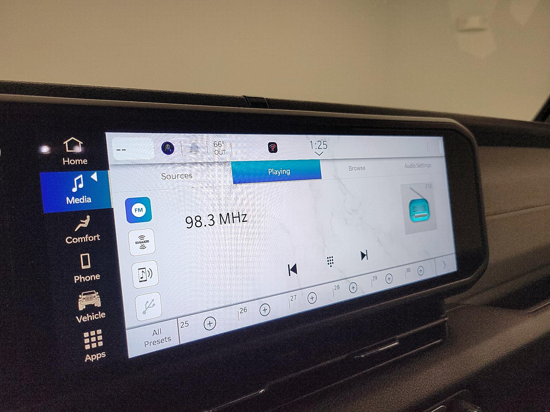 Thumbnail: 2025 Jeep Wrangler - 15