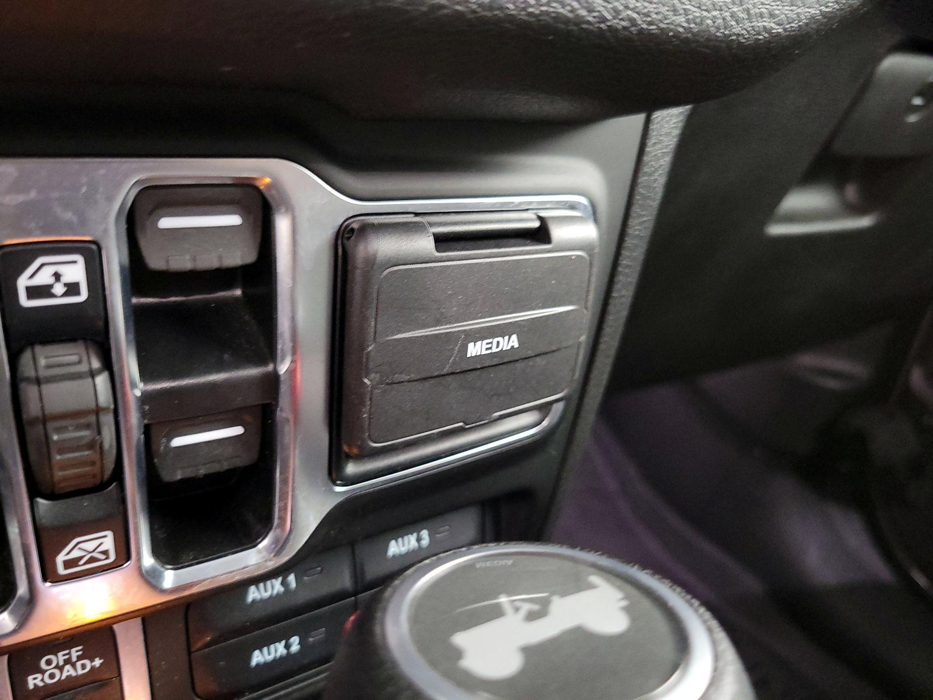 Thumbnail: 2025 Jeep Wrangler - 18