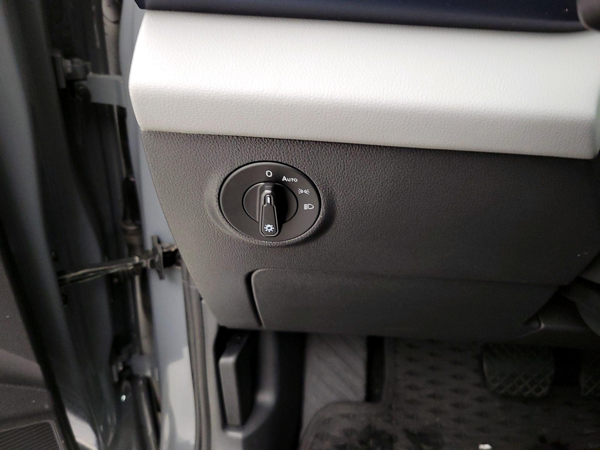 Thumbnail: 2022 Volkswagen Taos - 13