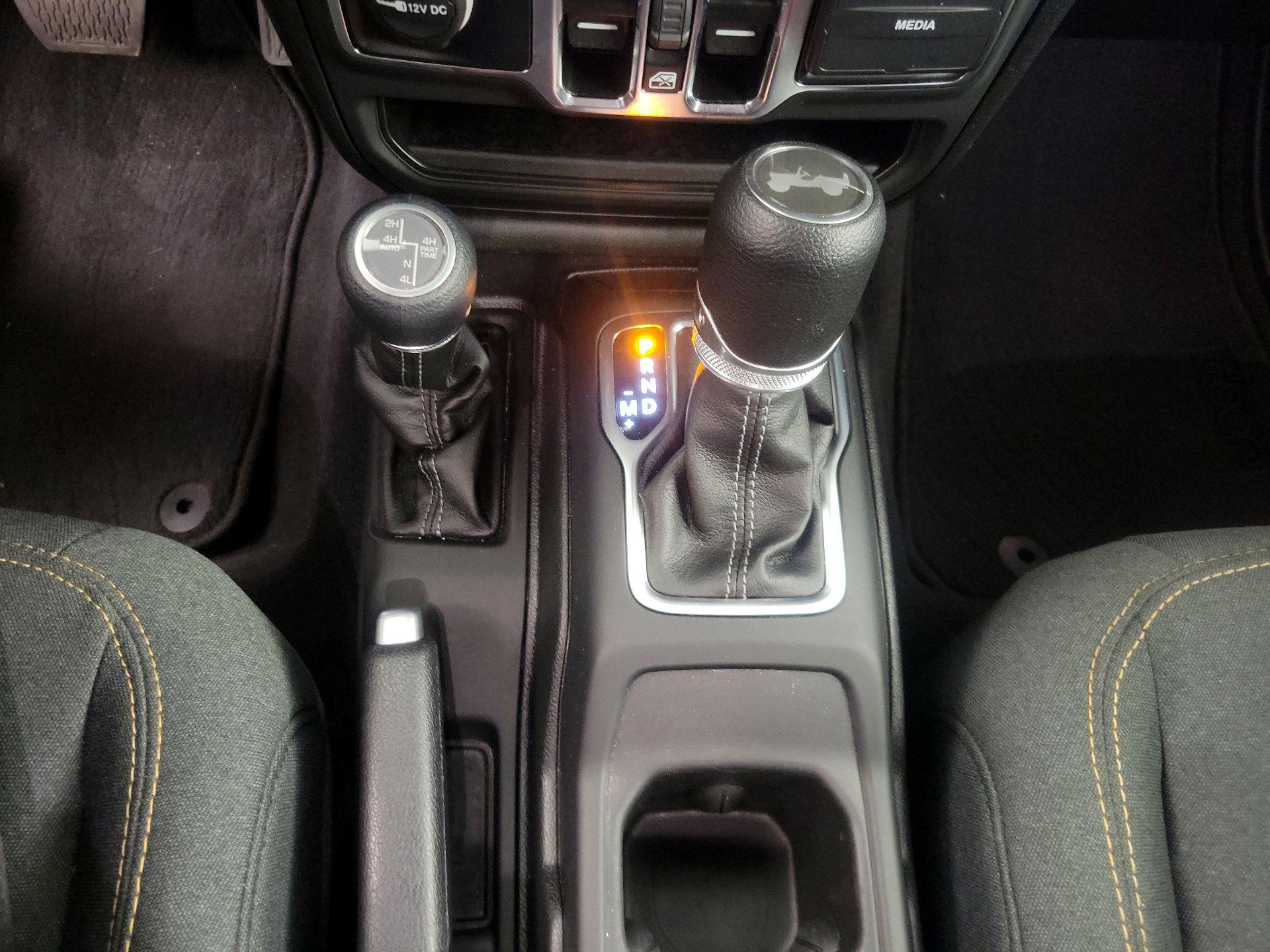 Thumbnail: 2025 Jeep Wrangler - 17