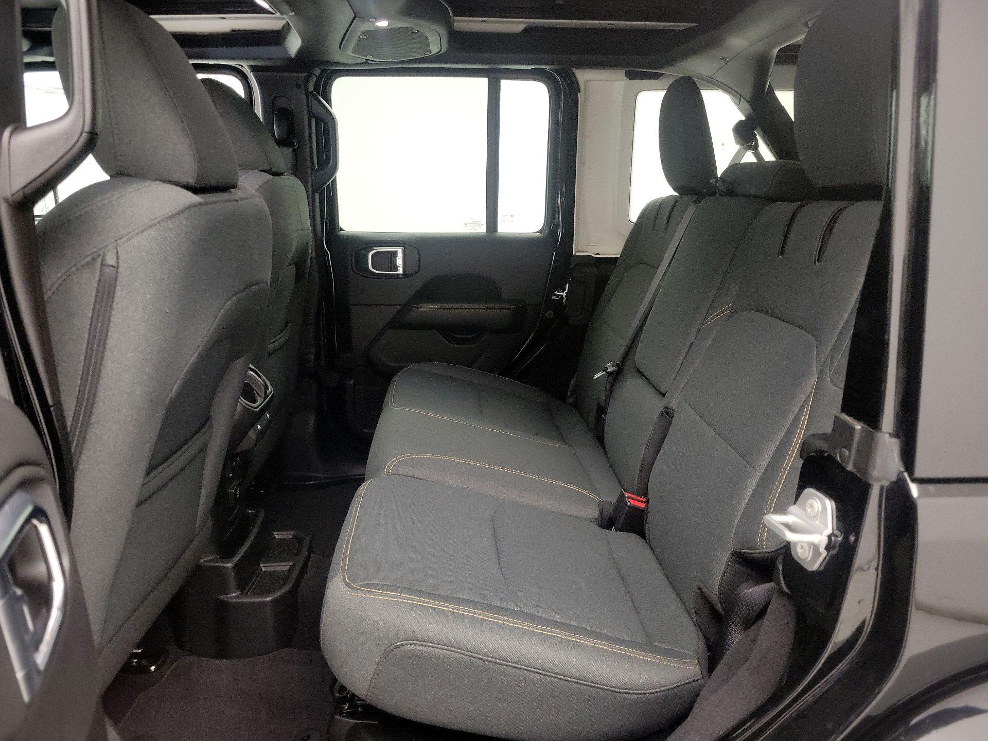 Thumbnail: 2025 Jeep Wrangler - 20