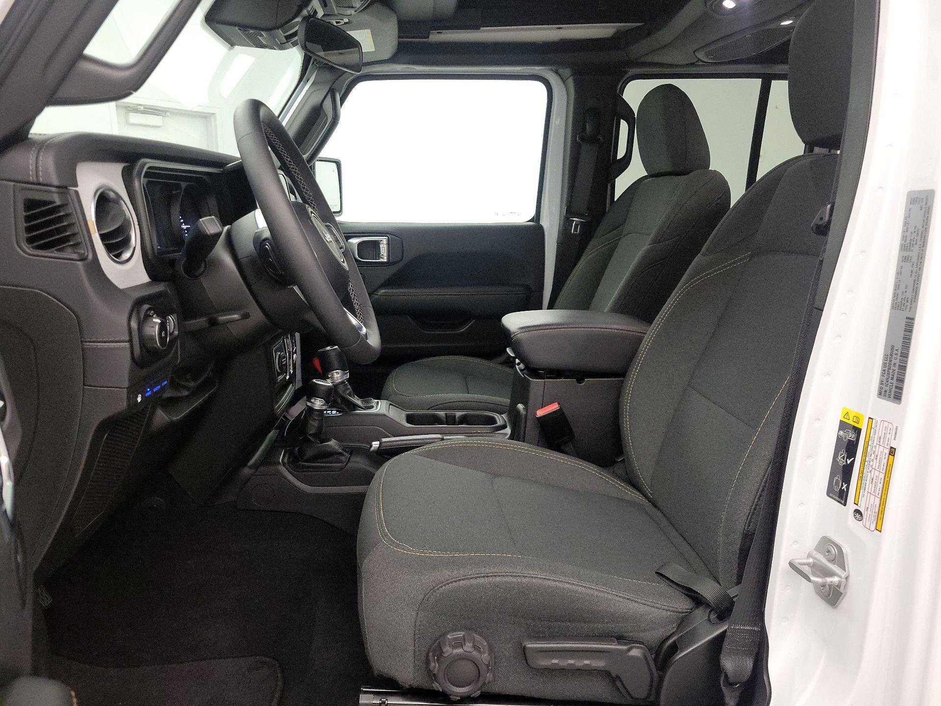 Thumbnail: 2025 Jeep Wrangler - 11