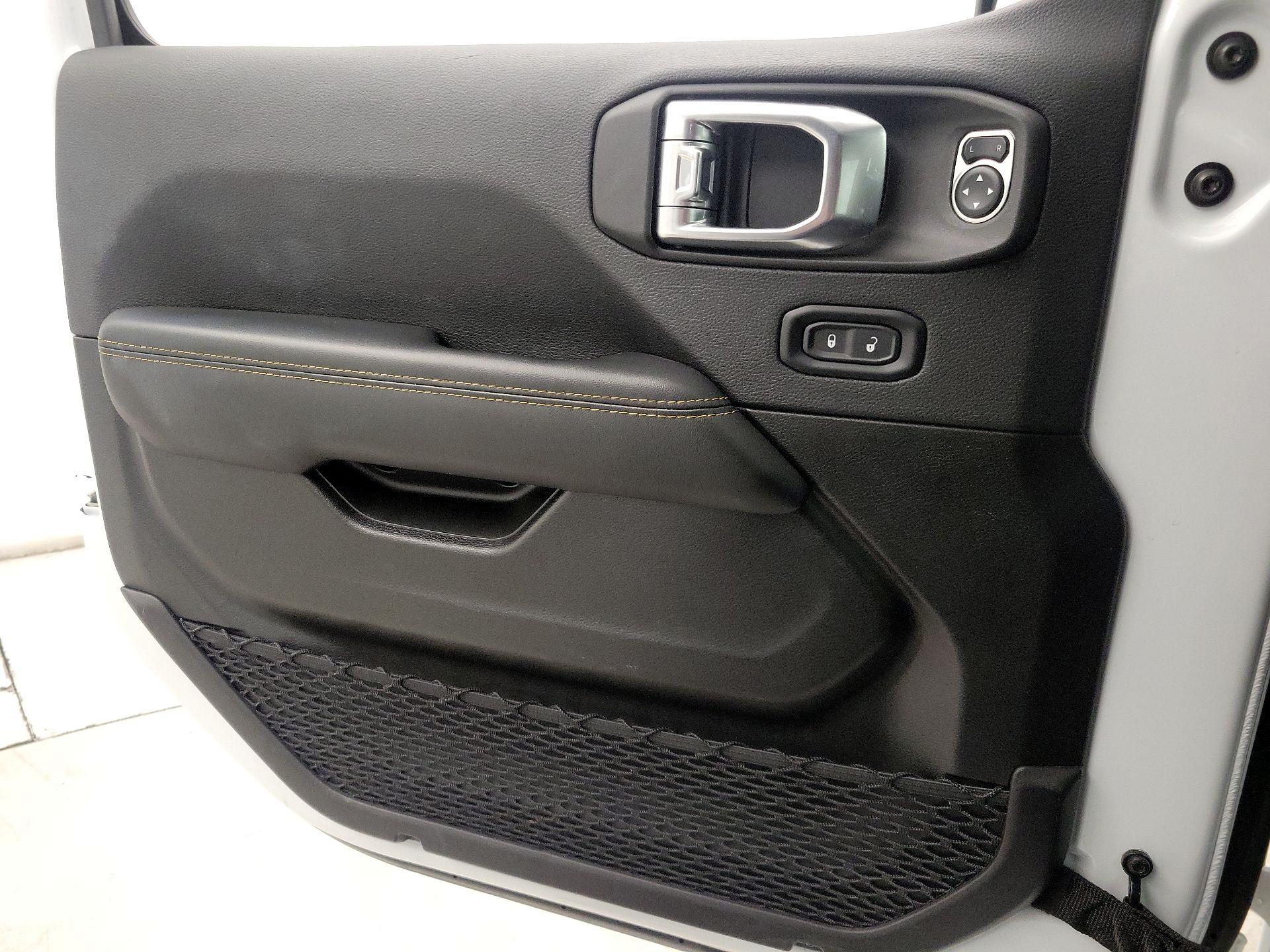 Thumbnail: 2025 Jeep Wrangler - 12