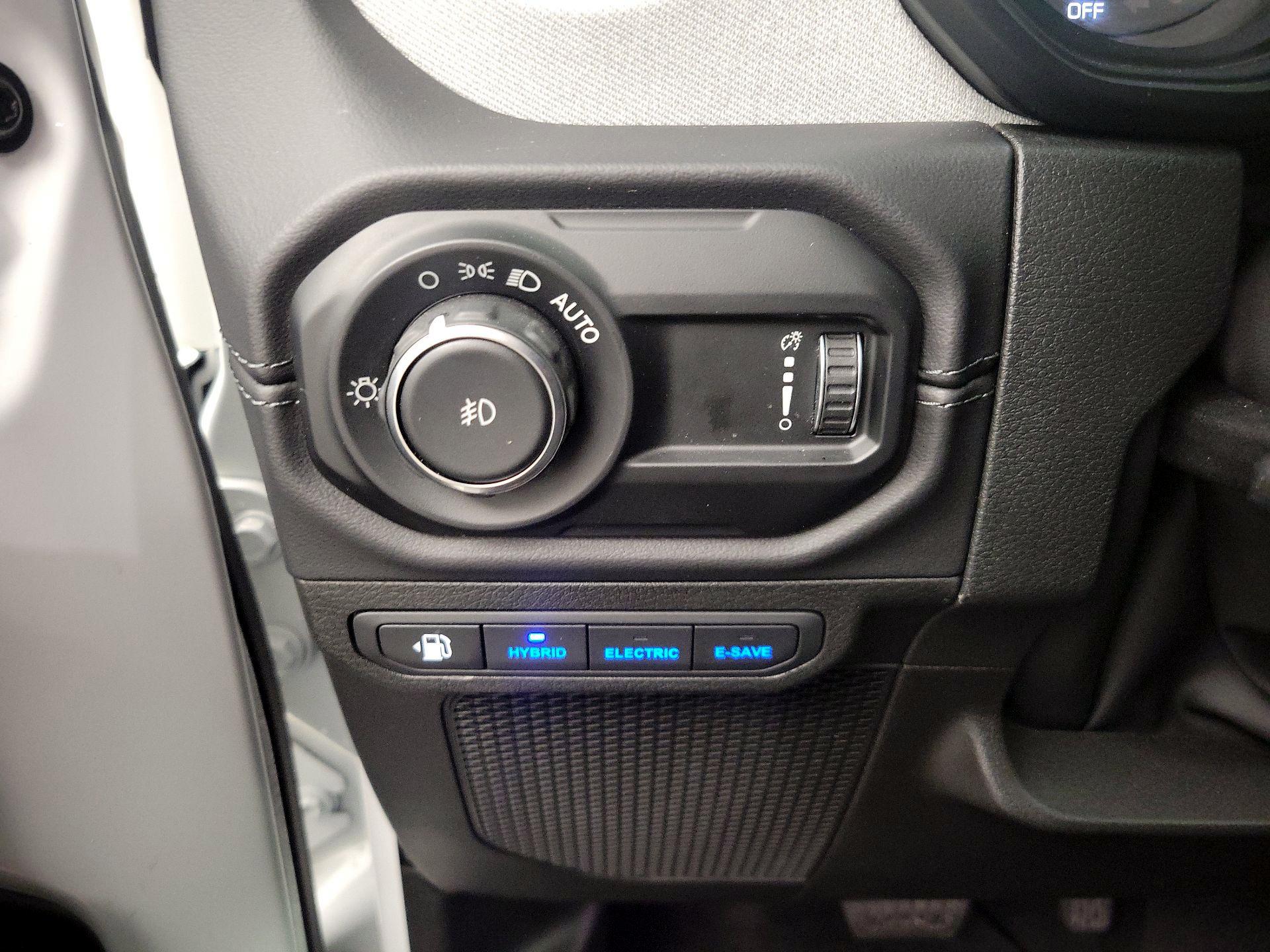 Thumbnail: 2025 Jeep Wrangler - 13