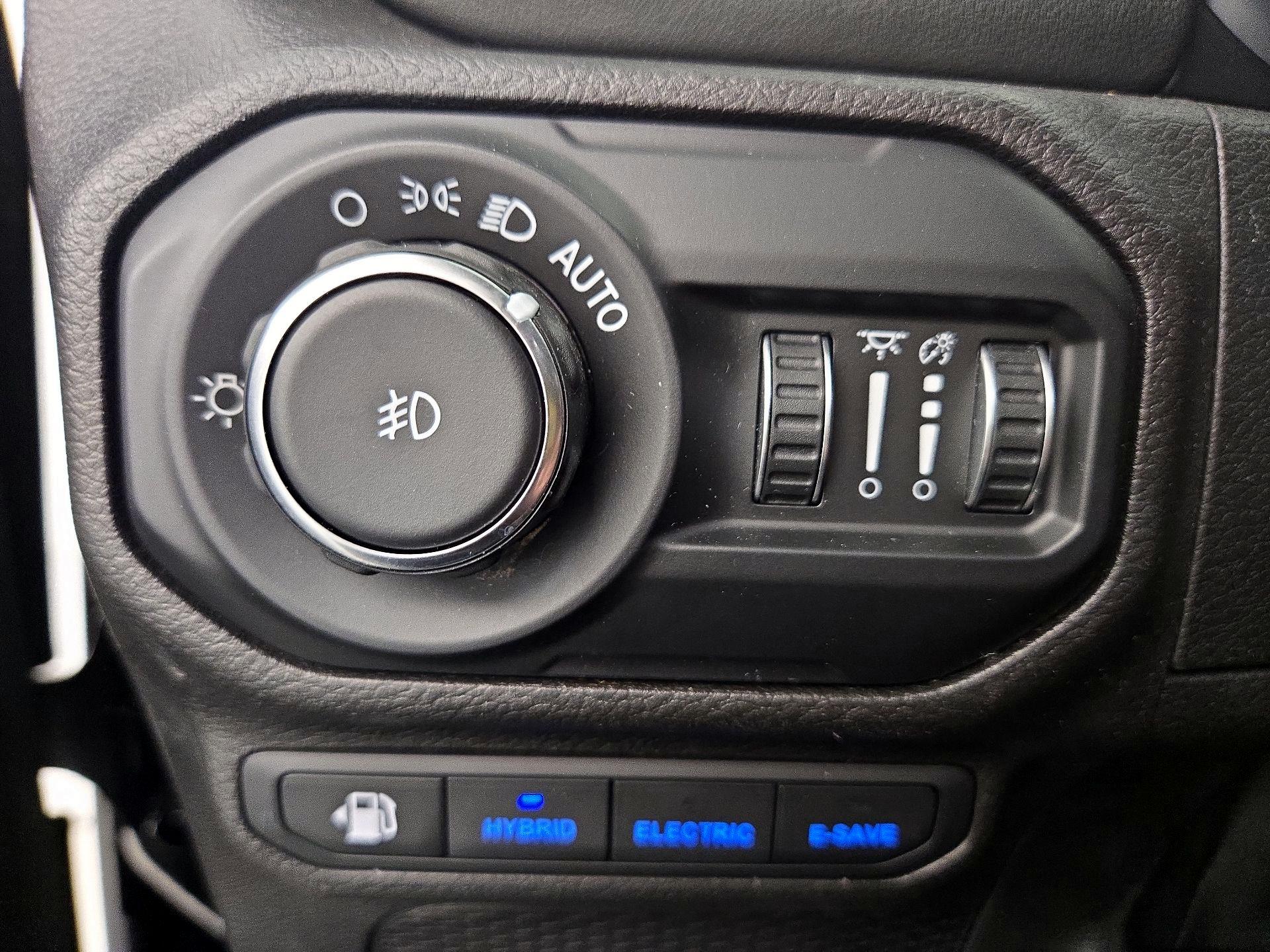 Thumbnail: 2021 Jeep Wrangler - 13