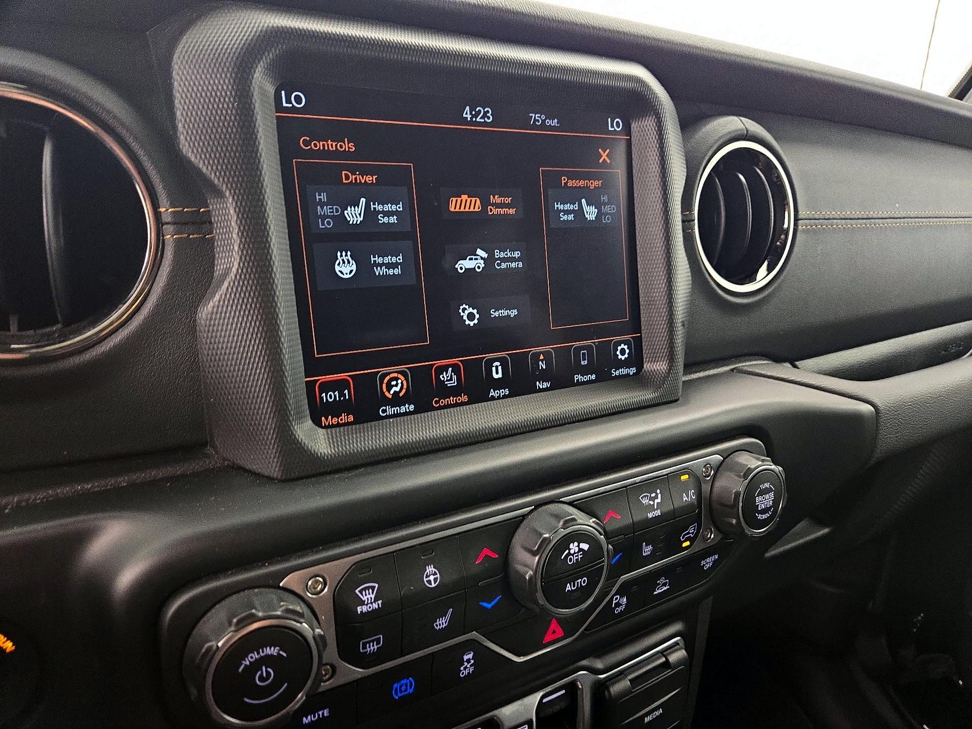 Thumbnail: 2021 Jeep Wrangler - 16
