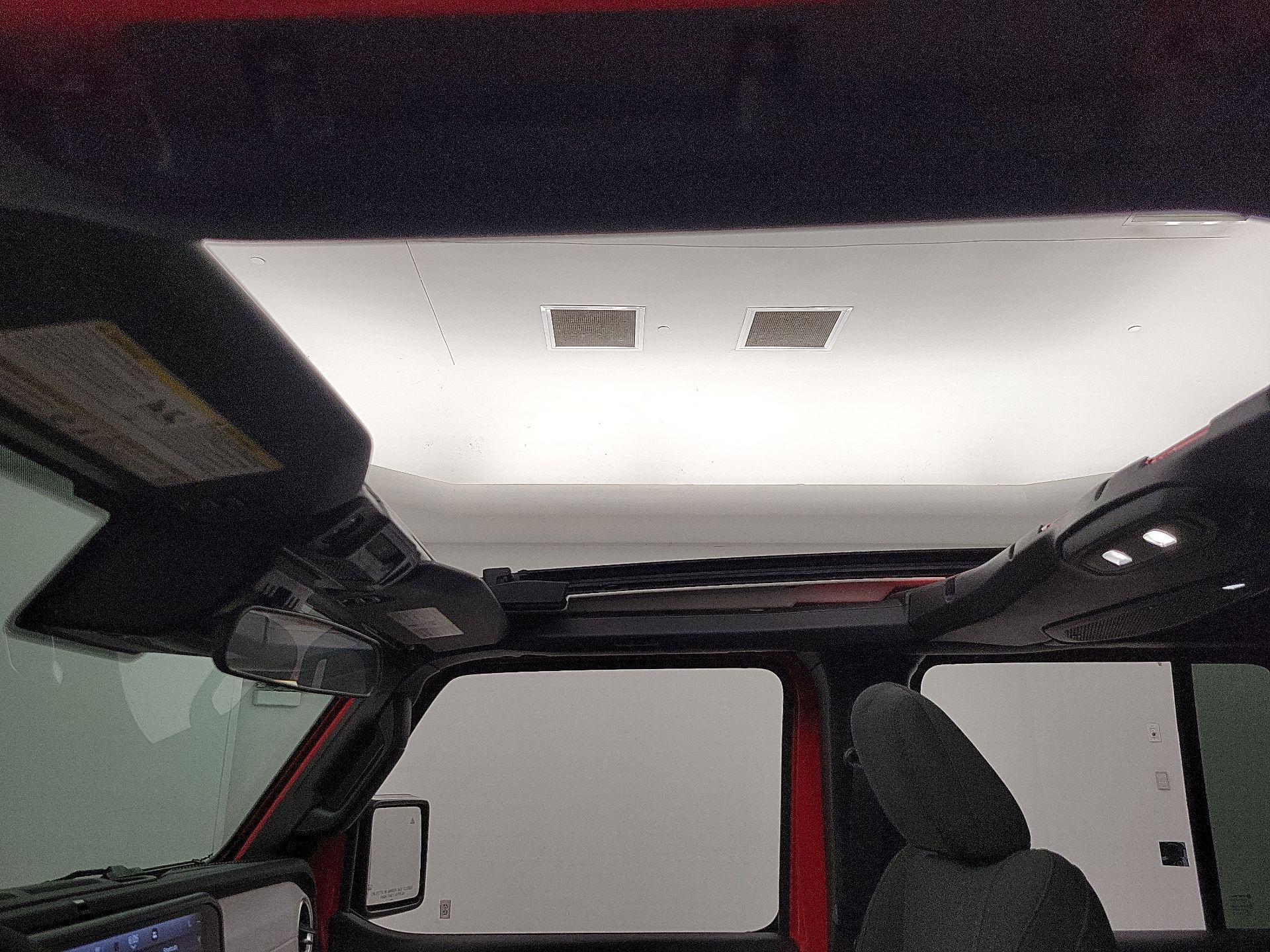 Thumbnail: 2025 Jeep Wrangler - 19