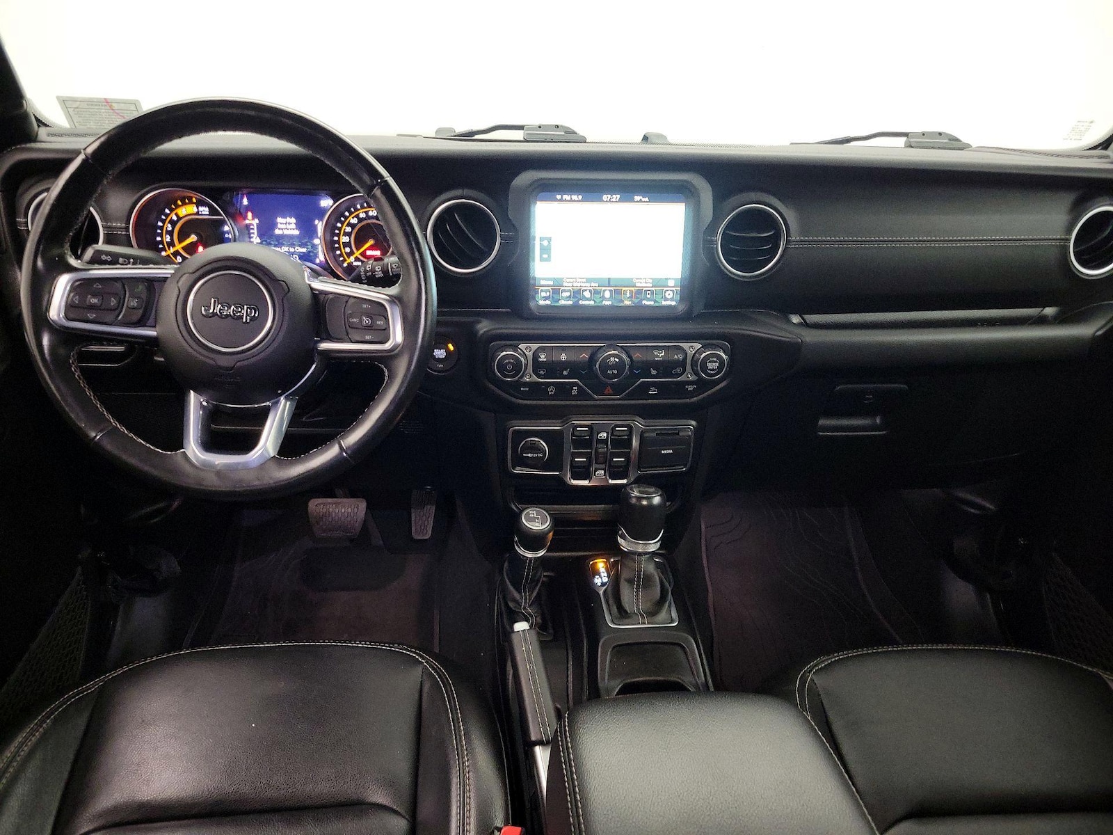 2022 Jeep Wrangler Unlimited Sahara - Photo 10