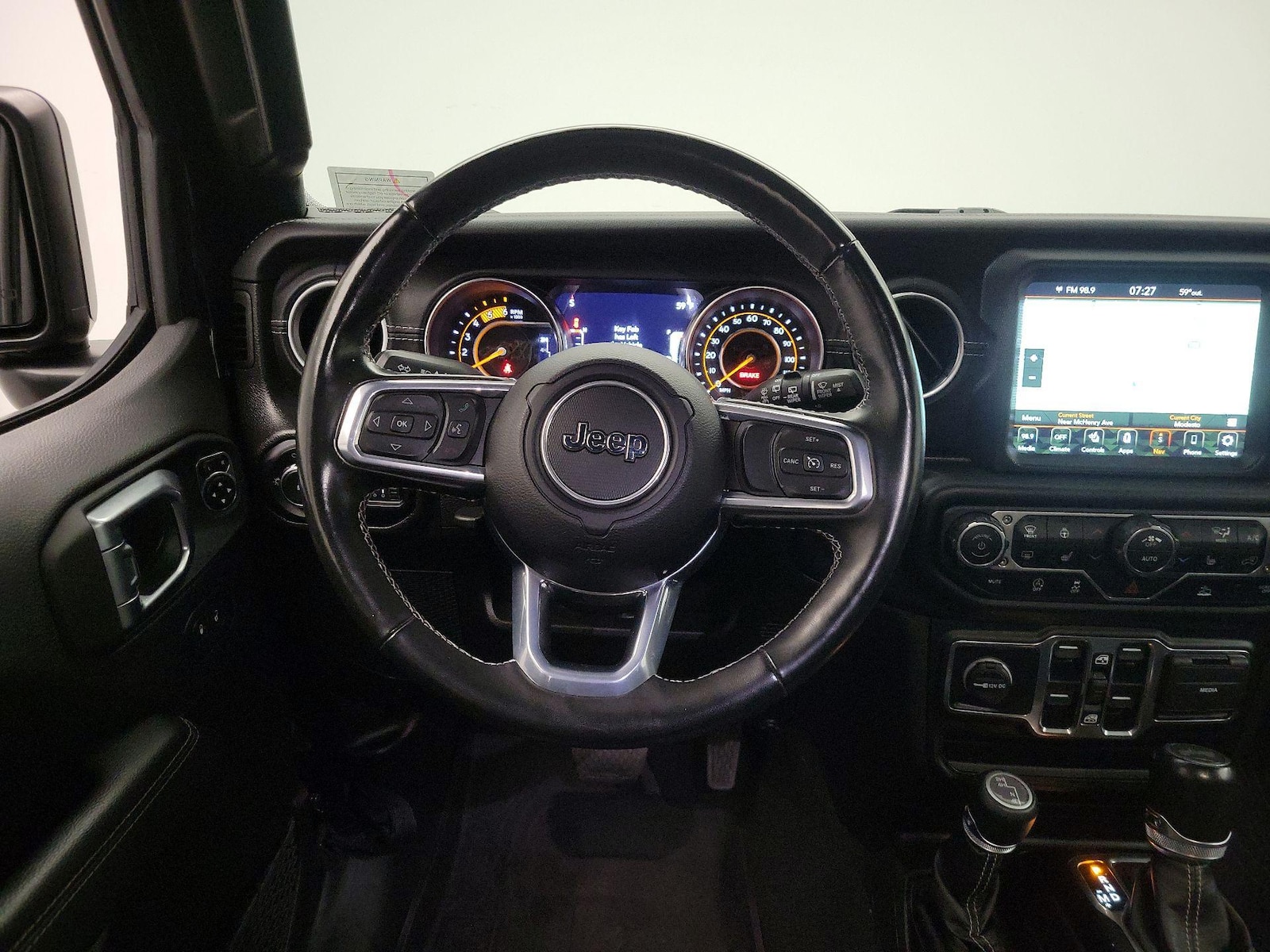 2022 Jeep Wrangler Unlimited Sahara - Photo 11