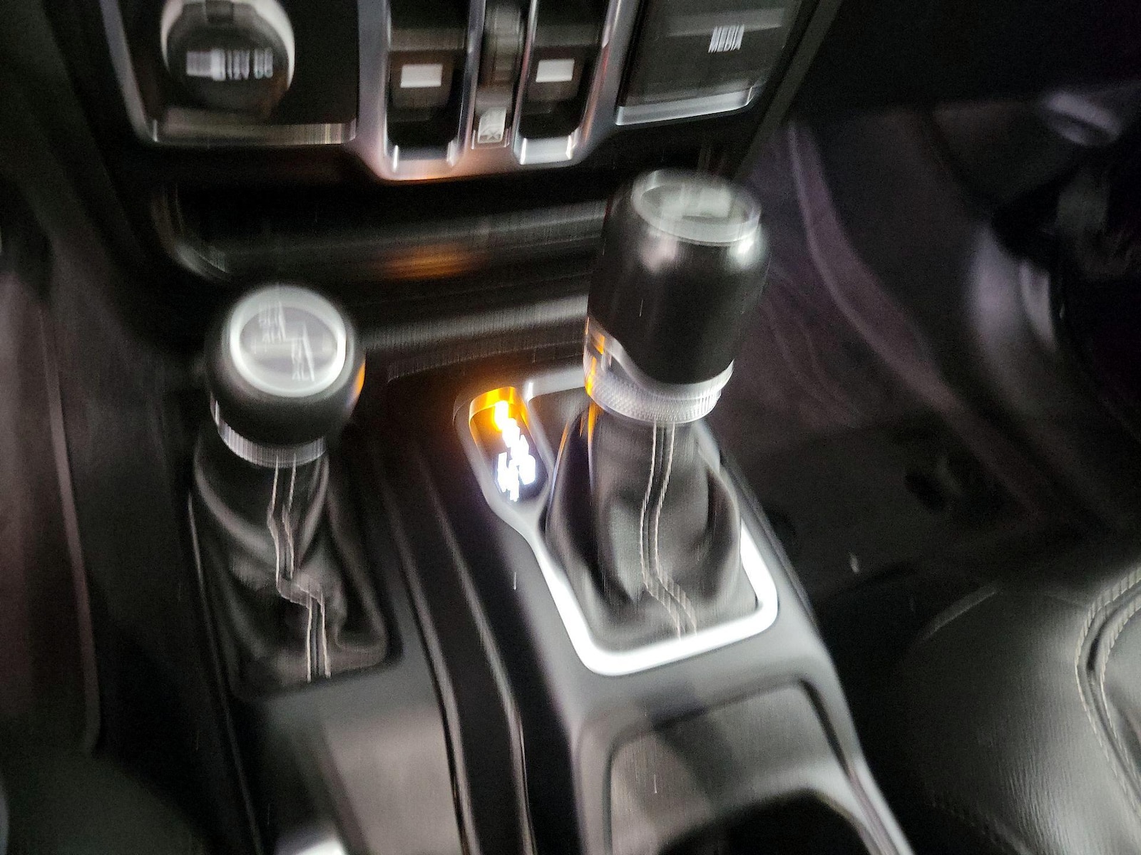 2022 Jeep Wrangler Unlimited Sahara - Photo 19