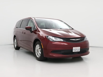 2022 Chrysler Voyager LX