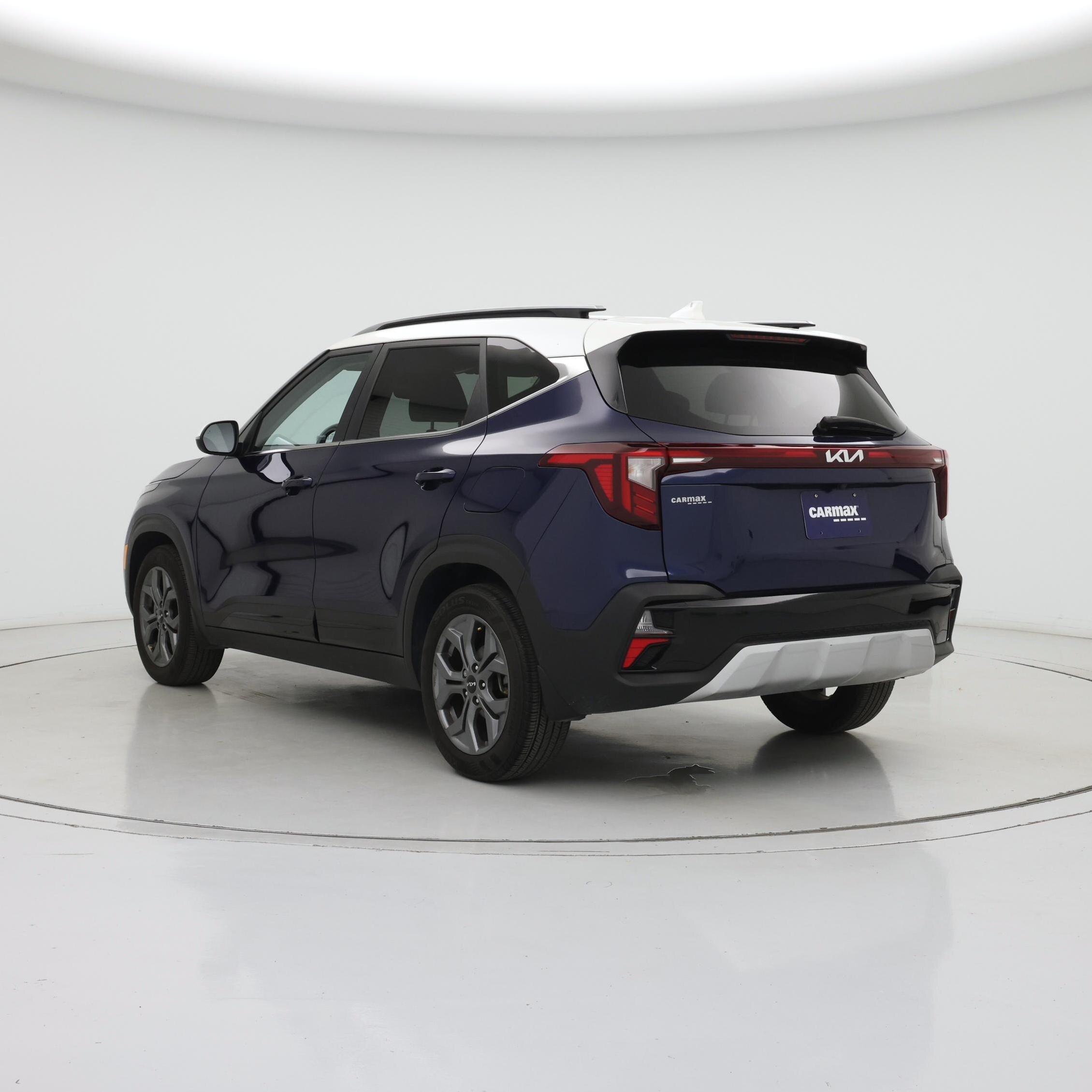 Thumbnail: 2024 Kia Seltos - 2