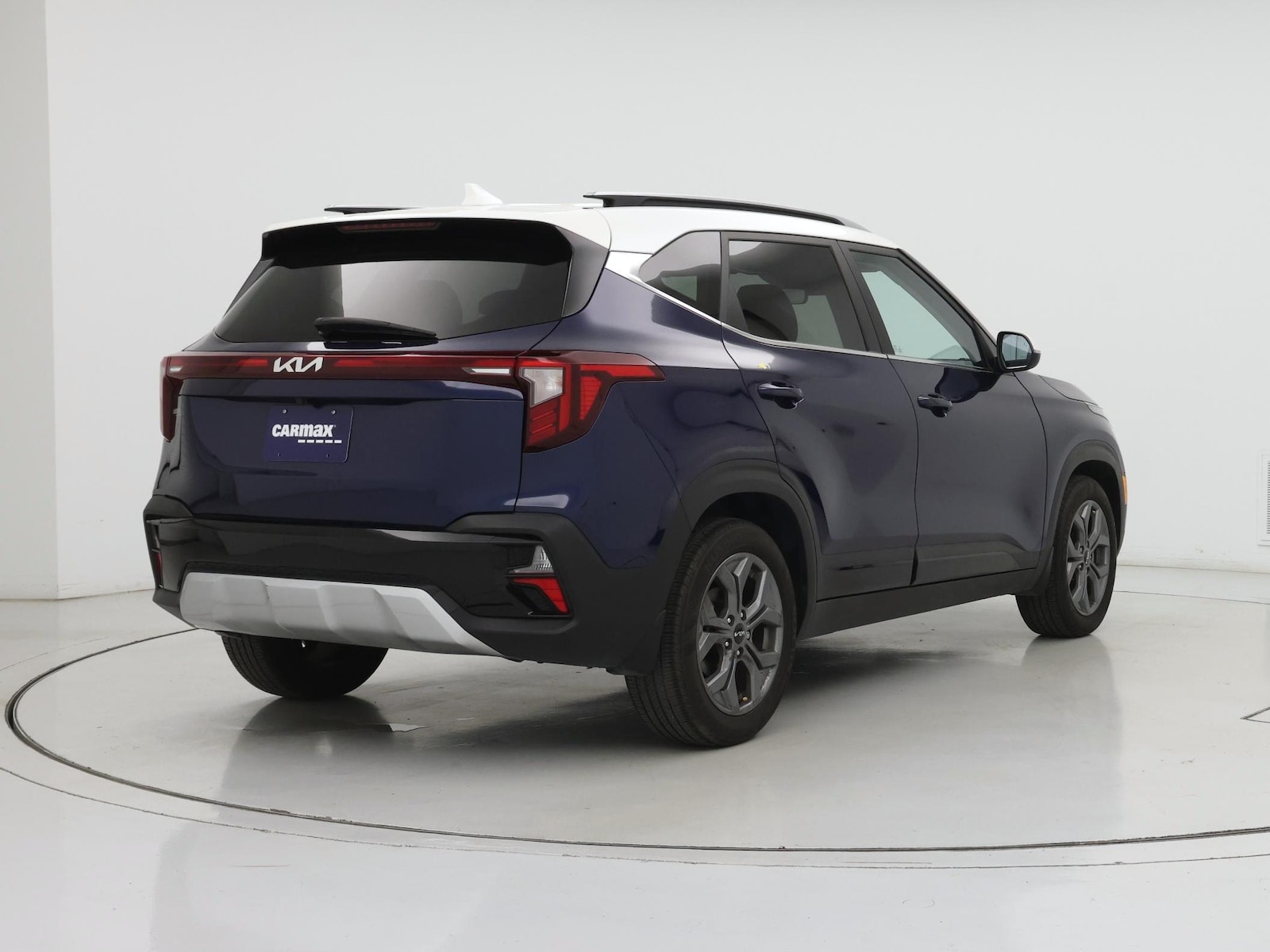 2024 Kia Seltos S - Photo 9