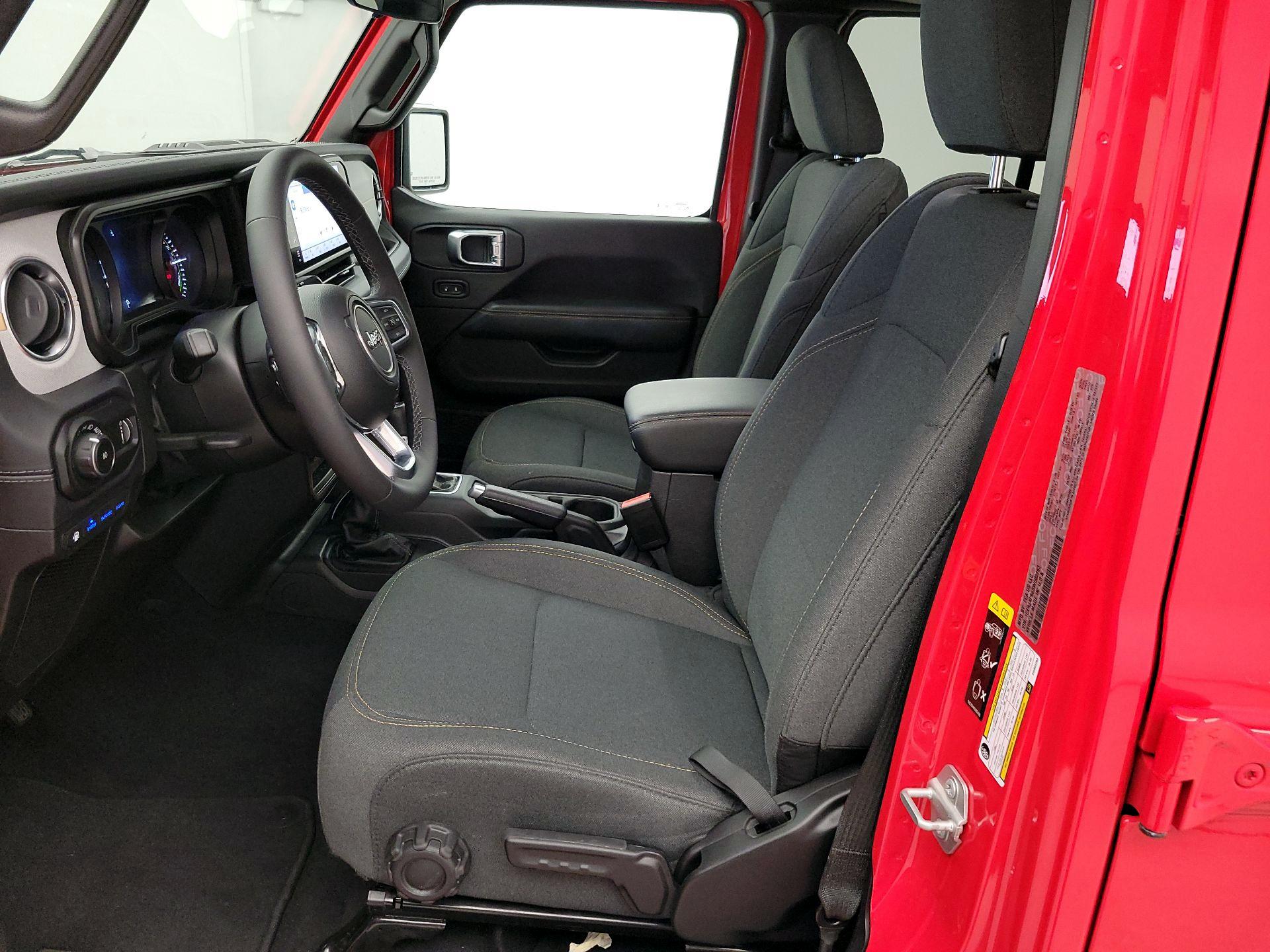 Thumbnail: 2025 Jeep Wrangler - 11