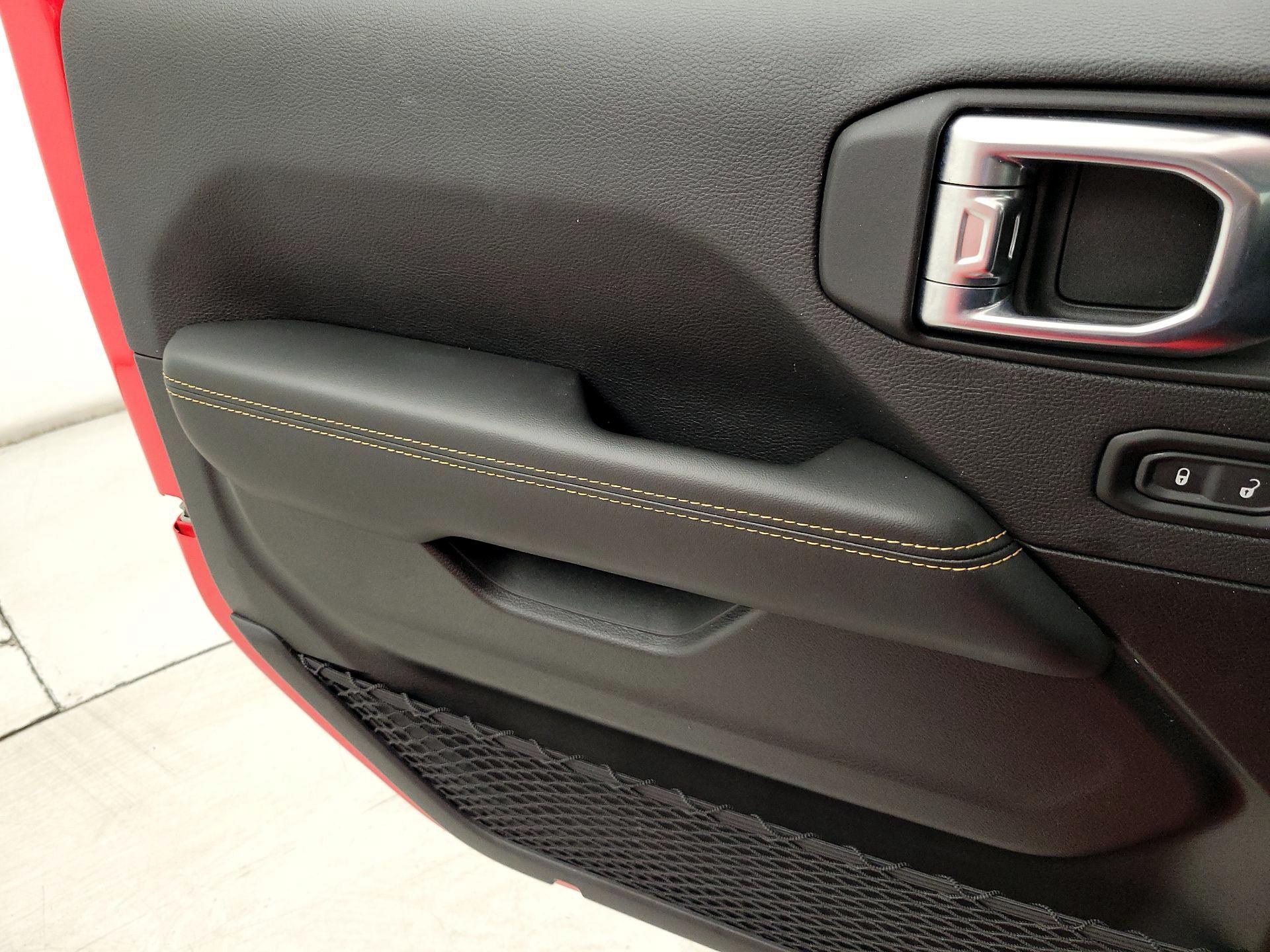 Thumbnail: 2025 Jeep Wrangler - 12