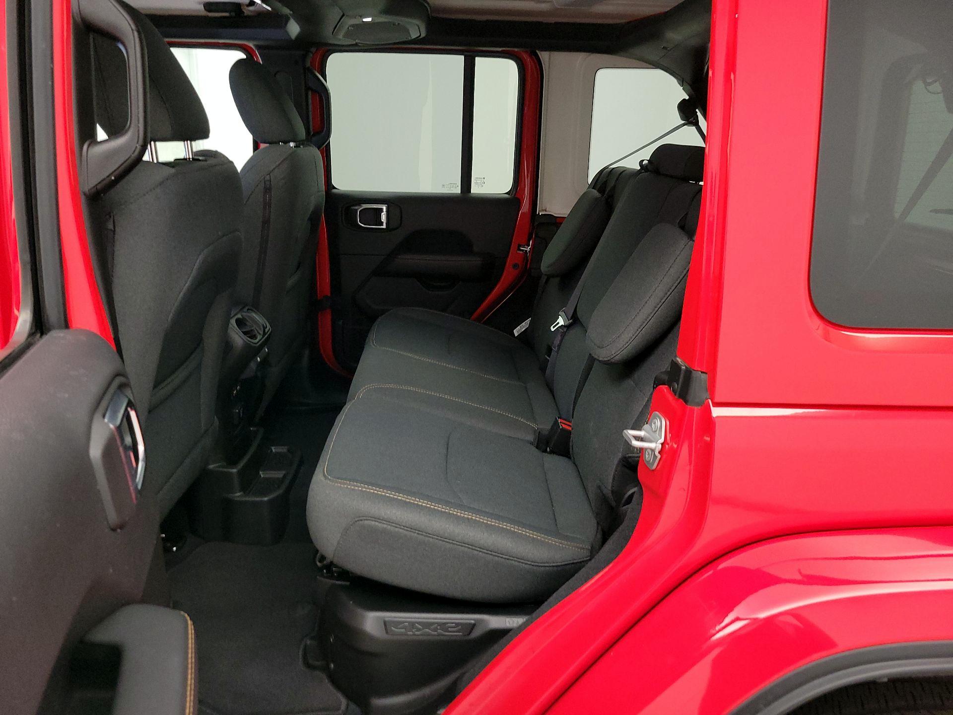 Thumbnail: 2025 Jeep Wrangler - 19