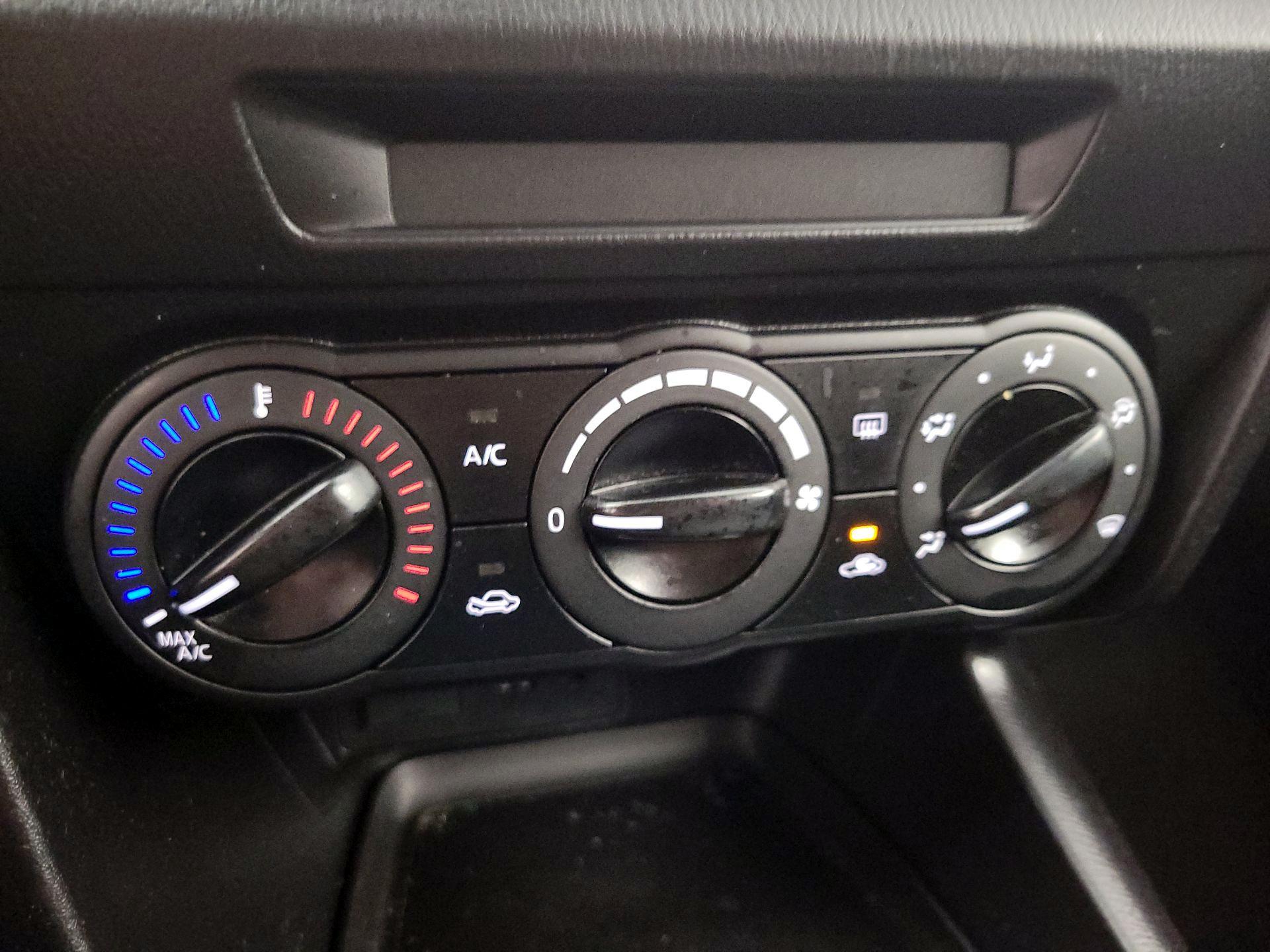 Thumbnail: 2017 Mazda Mazda3 - 16