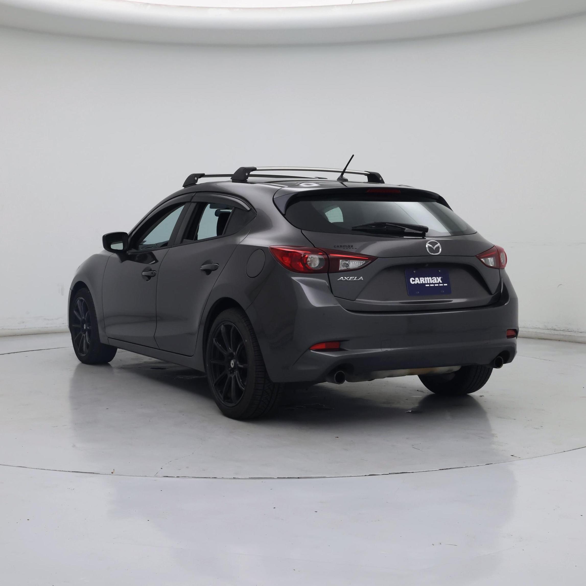 Thumbnail: 2017 Mazda Mazda3 - 2