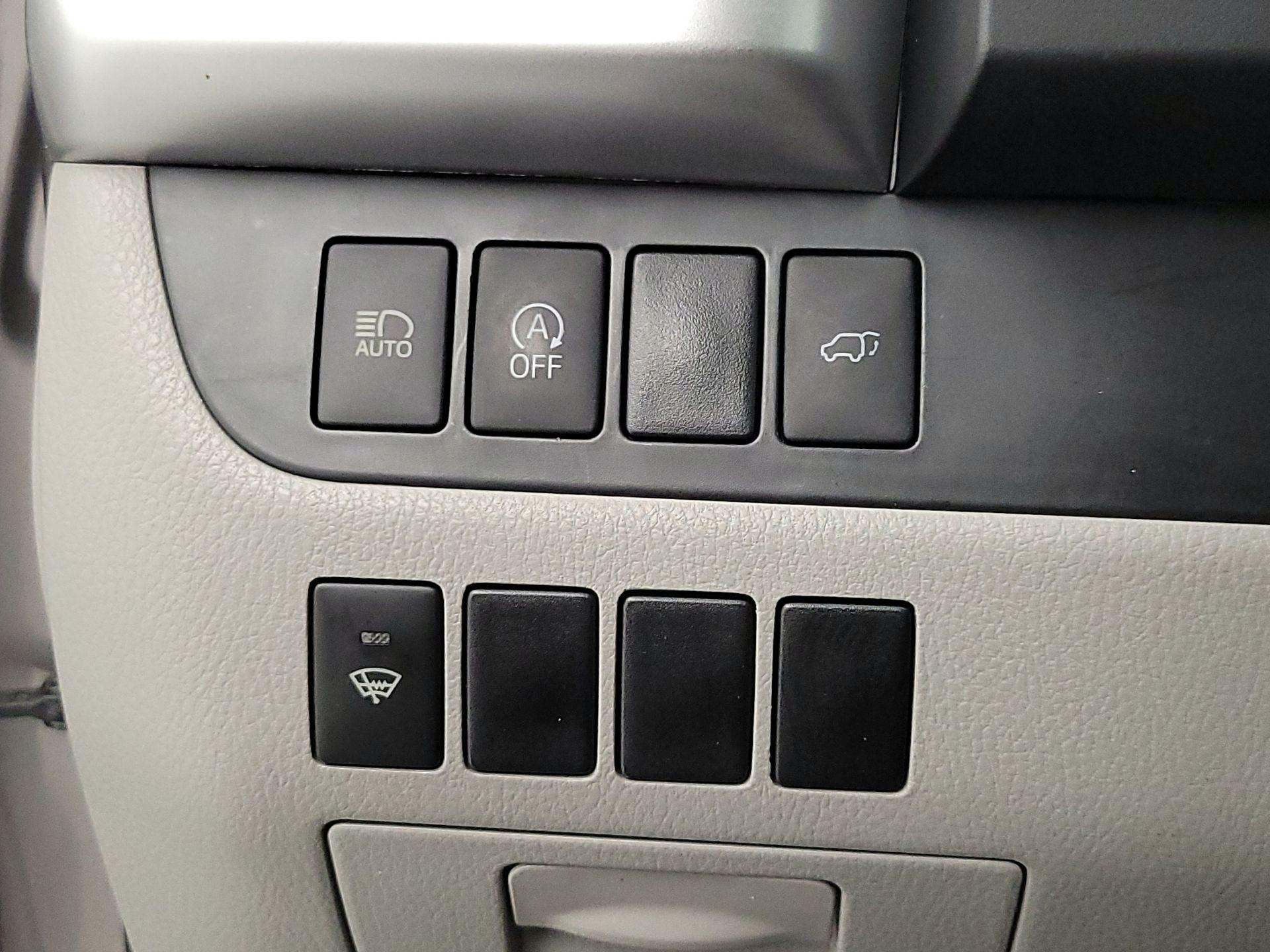 Thumbnail: 2017 Toyota Highlander - 13