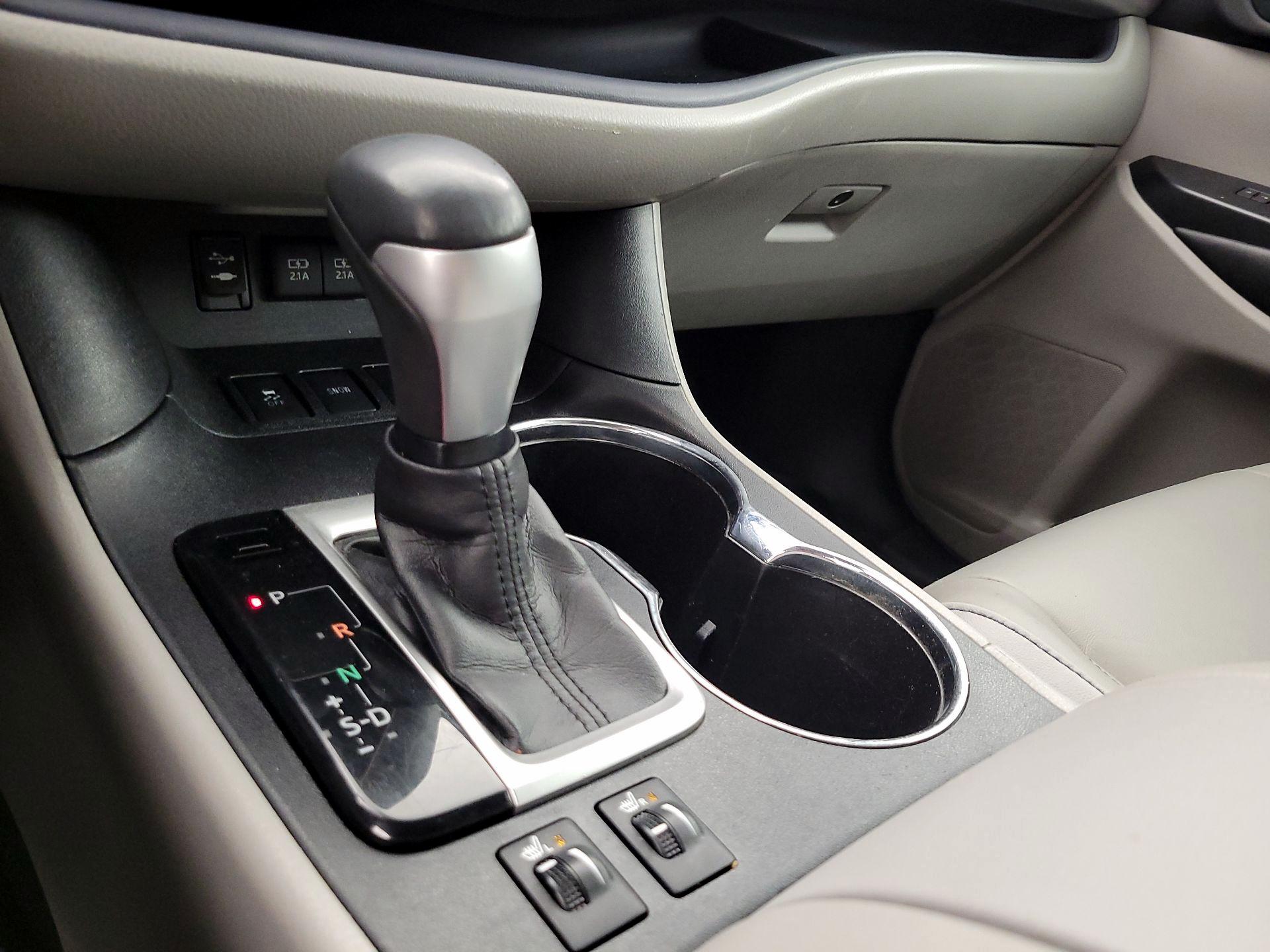 Thumbnail: 2017 Toyota Highlander - 17