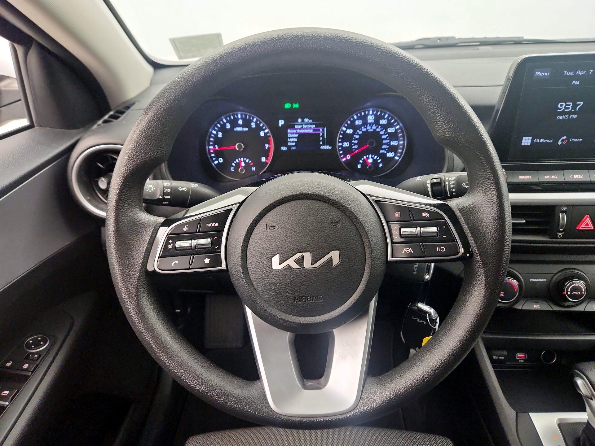 Thumbnail: 2023 Kia Forte - 10